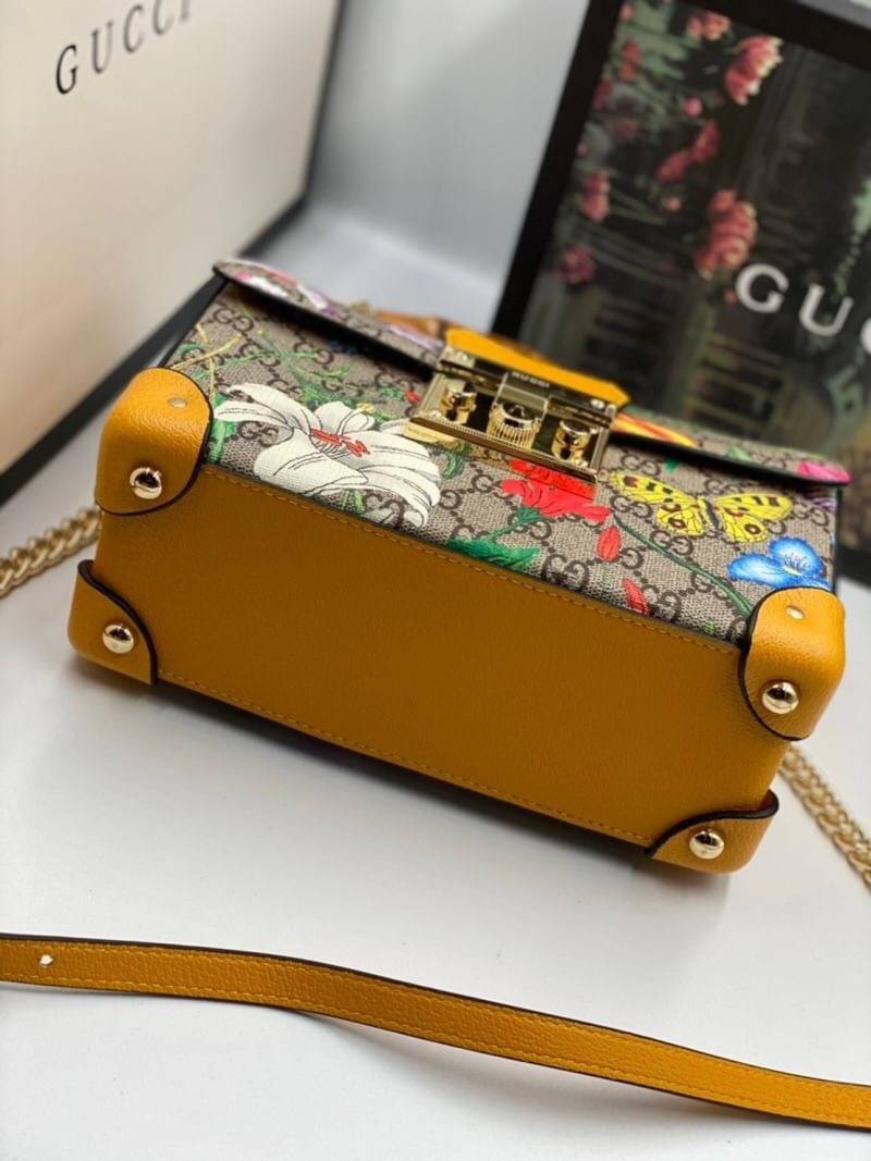 VIP 】หนังแท้ GUCCI MULTICOLOR SMALL GG FLORA BAMBOO PADLOCK BAG พร้อมส่งที่ไทย