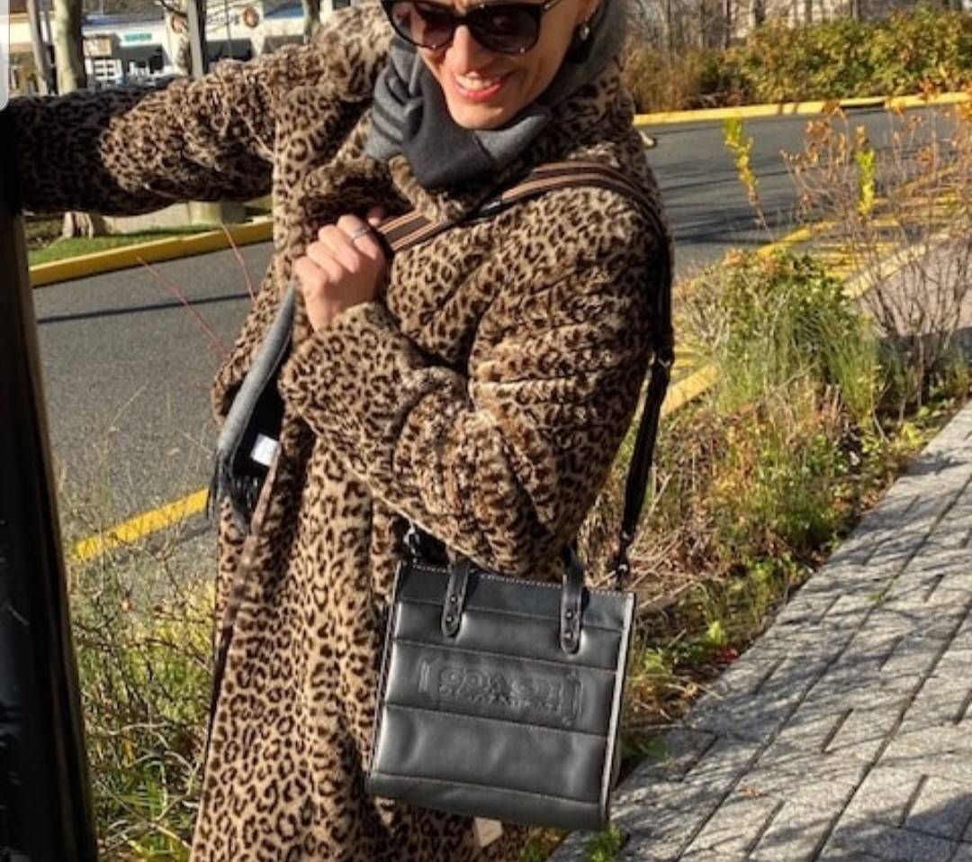 COACH CASUAL STYLE STREET STYLE 2WAY PLAIN LEATHER ELEGANT STYLE (C6958 C6852) 🌺 ที่สุด! ของที่สุด!! กระเป๋าถือ กระเป๋าสะพายรูปทรงสุดฮิต สุดคลาสสิค รุ่น UNISEX ที่ชิคๆ สบายๆ ได้ทั้งชายและหญิง// วัสดุหนังแท้ทั้งใบ ตัดเย็บด้วยหนังเนื้อนุ่มพิเศษ หนา 