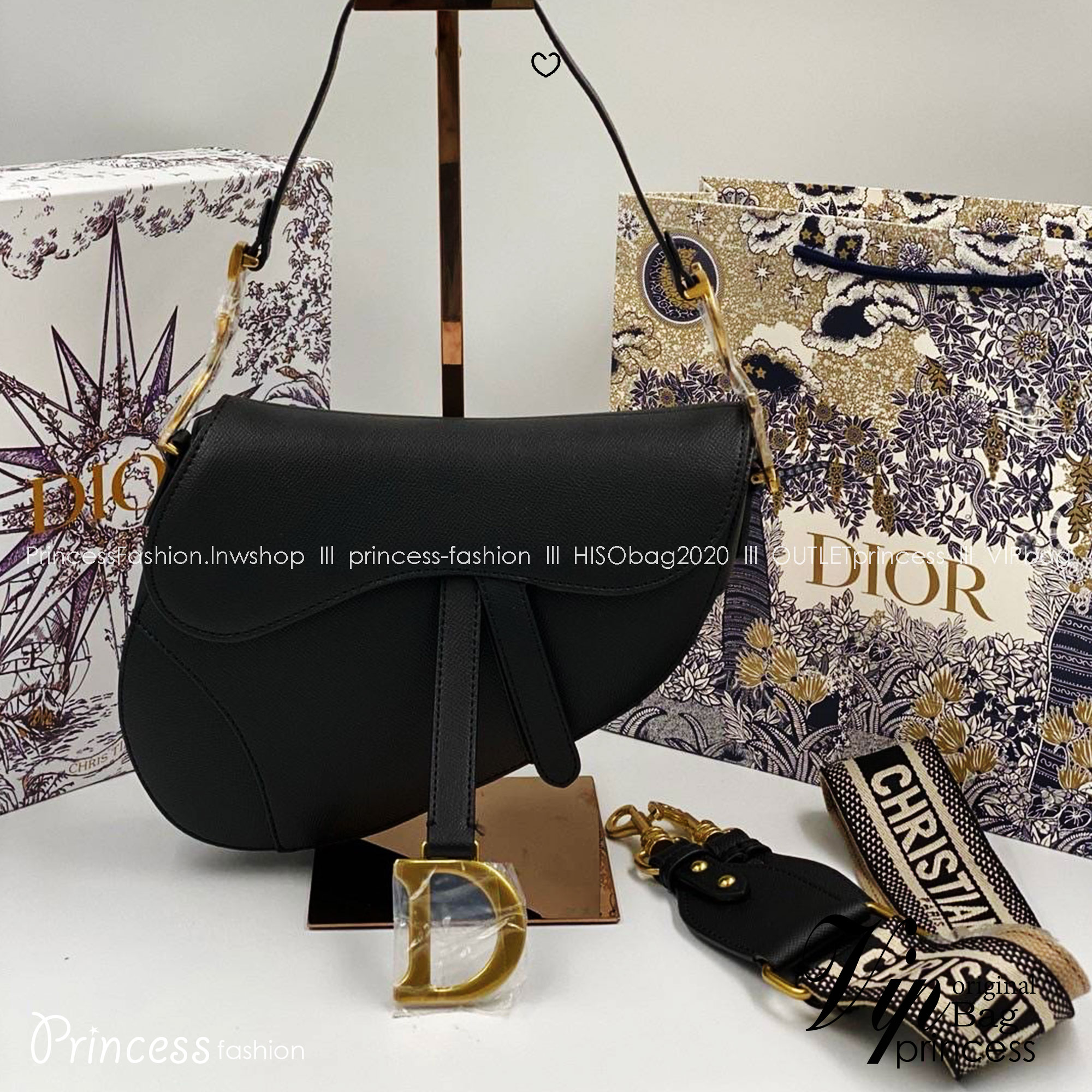 ORI หนังแท้ | DIOR Saddle Bag with Strap Grained Leather กระเป๋าถือ/สะพายทรงอานม้า รุ่นยอดนิยมที่มีเอกลักษณ์สวยงามเหนือกาลเวลา ลูกเล่นห้อยด้วยตัวอักษร D ตรงหูหิ้วมีกิมมิค CD สวยหรูดูแพง