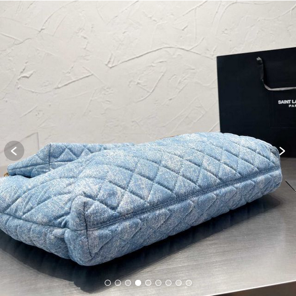 14" YSL icare maxi shopping Denim bag / YSL tote denim bag กระเป๋าไซส์ใหญ่ พร้อมใบเล็ก วัสดุเดนิมเย็บลายตาข่าย (Quilted Bag) ดีไซน์คล้ายตะกร้าช็อปปิ้ง โฉบเฉี่ยวกว่าหลายระดับด้วยการประดับฮาร์ดแวร์ทองเหลืองในตัวอักษร YSL สะดุดตา มอบสไตล์เรียบง่ายแต่คลา