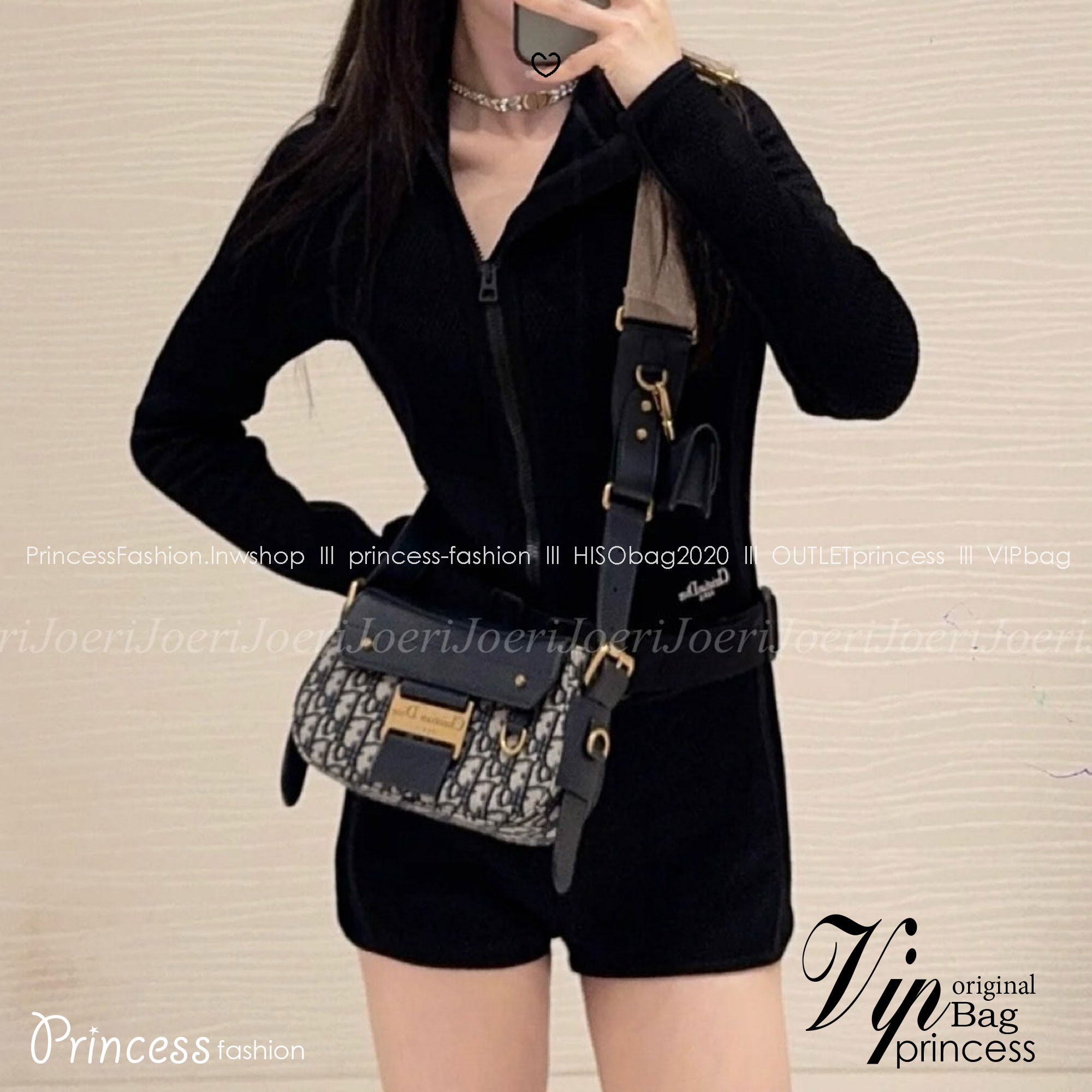 ORI หนังแท้ | DIOR Small Streetchic Bag Black Vintage Smooth Leather กระเป๋าสะพายนิยามใหม่ของดีไซน์อันเป็นเอกลักษณ์ ฝาพับแบบแม่เหล็กสีทองโบราณสลักลาย Christian Dior Paris และห่วง D-ring ทันสมัย