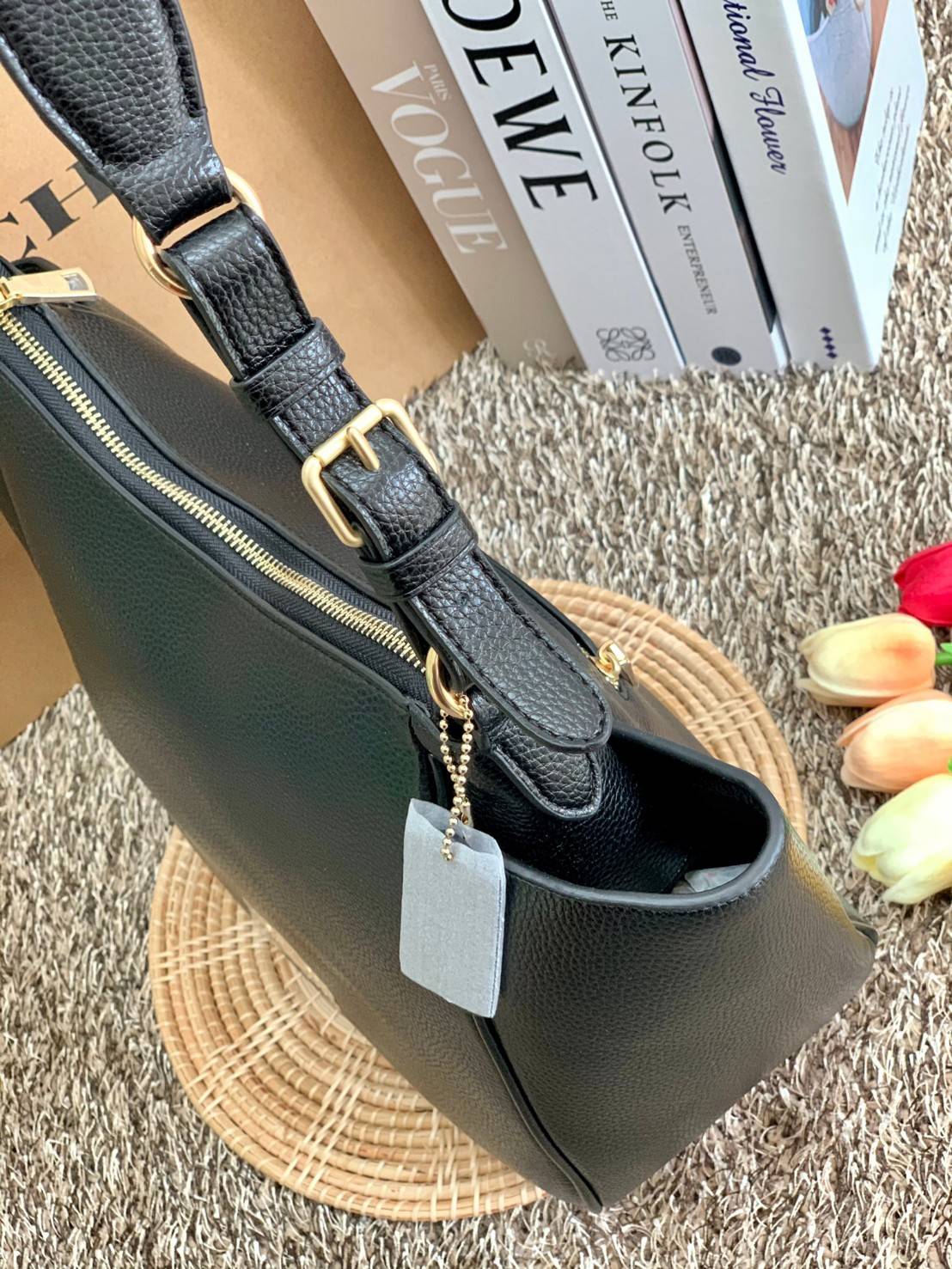 สินค้าออกใหม่ พร้อมคอลเลคชั่นสีใหม่ล่าสุดค่ะ! COACH RORI SHOULDER BAG ((C2855)) พร้อมส่งที่ไทย สวยก่อนใครแน่นอนค่ะ! กระเป๋าสะพายไหล่ หนังแท้ชั้นดีที่สุด หนังนิ่ม ทรงสวย หลงรักแน่นอนค่ะ😘