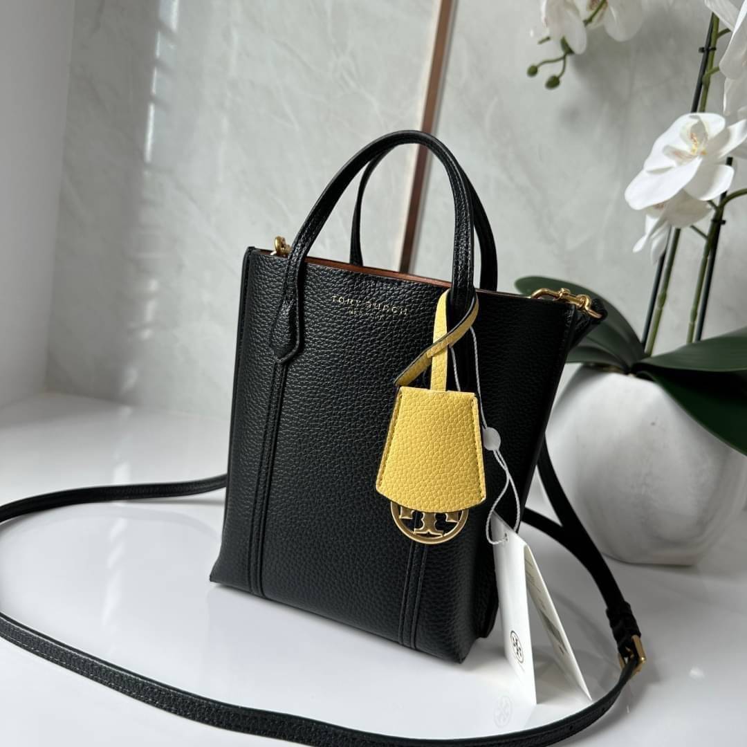 TORY BURCH MINI PERRY TOTE / TORY TOTE BAG / TORY BAG พร้อมส่ง 3 สี กระเป๋าแบบมินิมอลในรูปทรงใหม่ที่คล่องตัว ใส่มือถือได้ทุกรุ่น