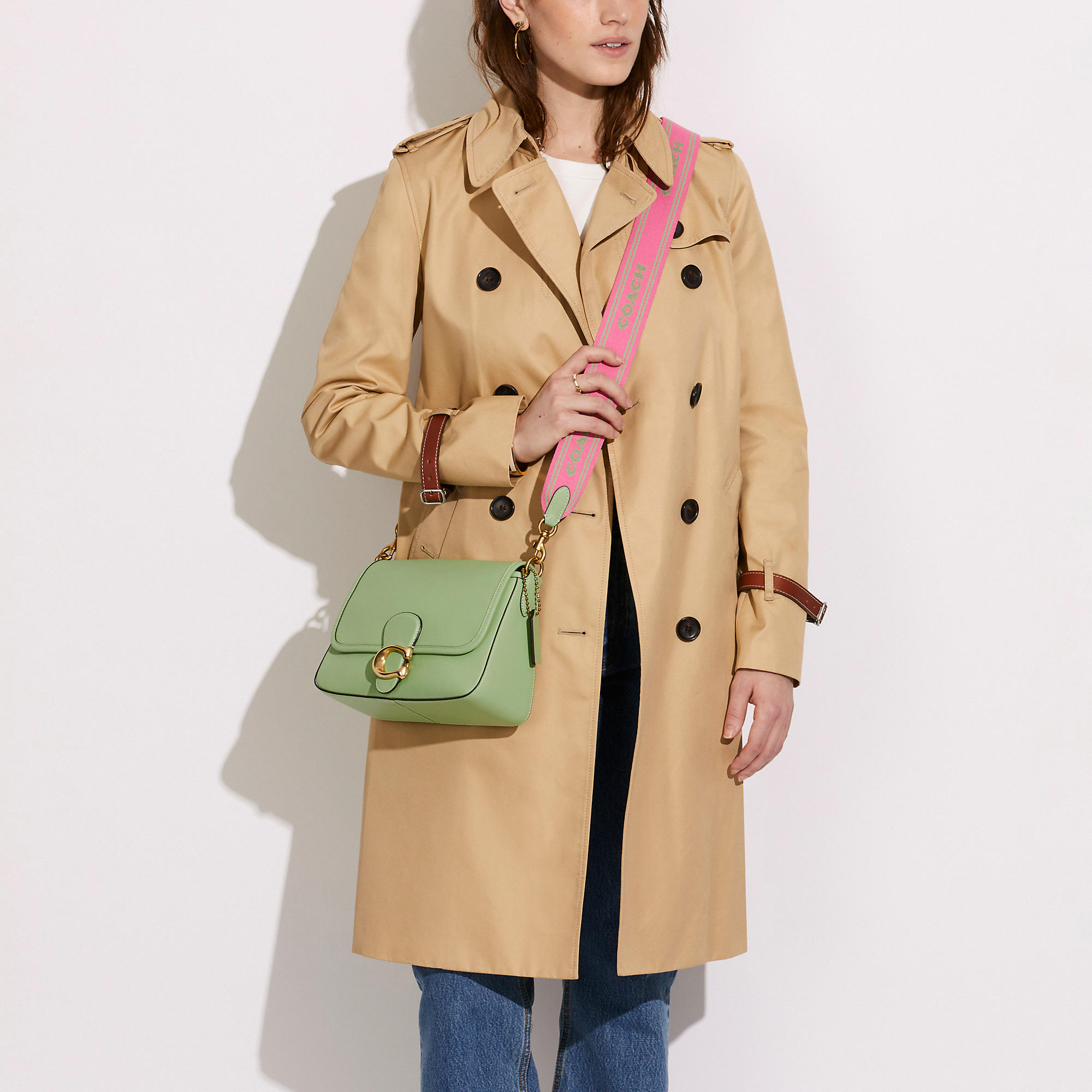 COACH SOFT TABBY SHOULDER BAG IN COLORBLOCK พร้อมส่งที่ไทย มาพร้อมสายสะพายยาว 2 เส้น เปลี่ยนใช้งานได้หลากหลายสไตล์ แค่สายก็คุ้มมากแล้วค่าาา