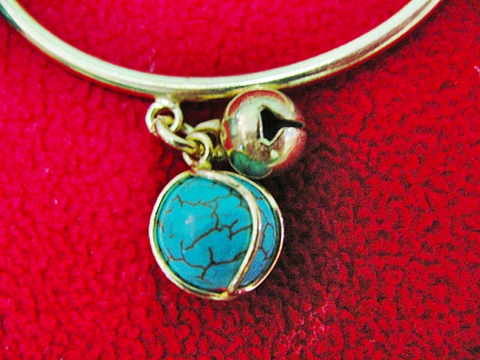 กำไลข้อมือทองเหลืองหินเทอร์ควอยส์(โชคดี)ค่ะ