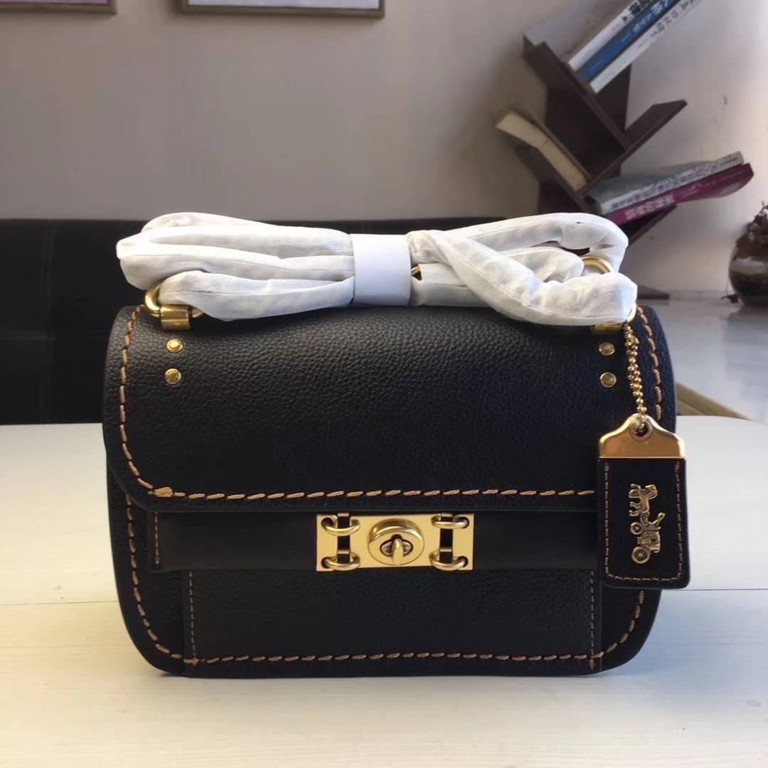 COACH Troupe Crossbody In Signature Canvas 2สี พร้อมส่งที่ไทยราคาสุดคุ้ม