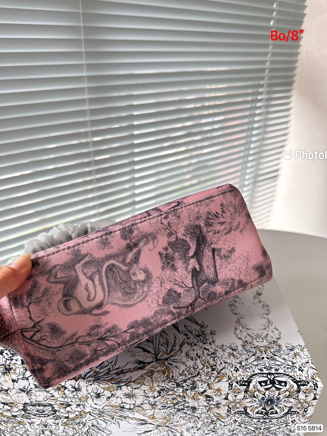 DIORTRAVEL NOMAD POUCH / DIOR POUCH BAG พร้อมส่ง กระเป๋าคลัทช์ทรงพอช สีใหม่ชมพูโทนหวาน ลวดลายคงความหรู ไซส์พกพาที่สามารถใช้ได้ทุกที่ทุกโอกาส
