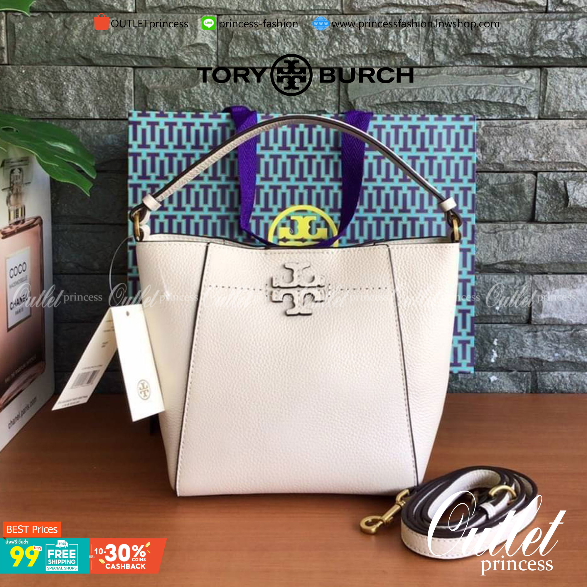 คอลเลคชั่นขายดี มากี่รอบๆ ก็หมดไวทุกรอบ!! TORY BURCH MCGRAW MINI BUCKET BAG กระเป๋าสะพาย และ ถือ คล้องแขน ทรงถัง สะพายได้ 2 ทรง ผลิตจากหนังแท้ หนังลูกวัว หนังนุ่ม หนังหอม น้ำหนักเบามากกก!! หนังลื่น นิ่มสวยมากๆ!! ด้านหน้าประดับโลโก้แบรนด์ ภายในโล่งกว้าง มี