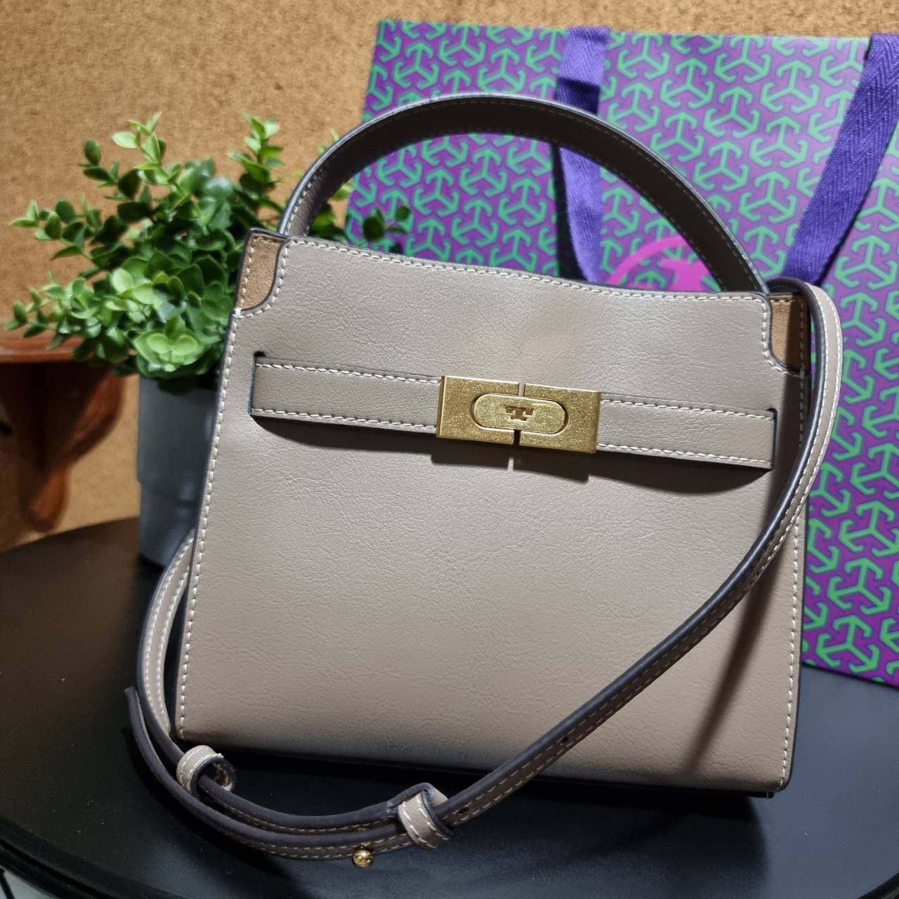 ของแท้ 💯% TORY BURCH LEE RADZIWILL PETITE DOUBLE BAG (CLAM SHELL)