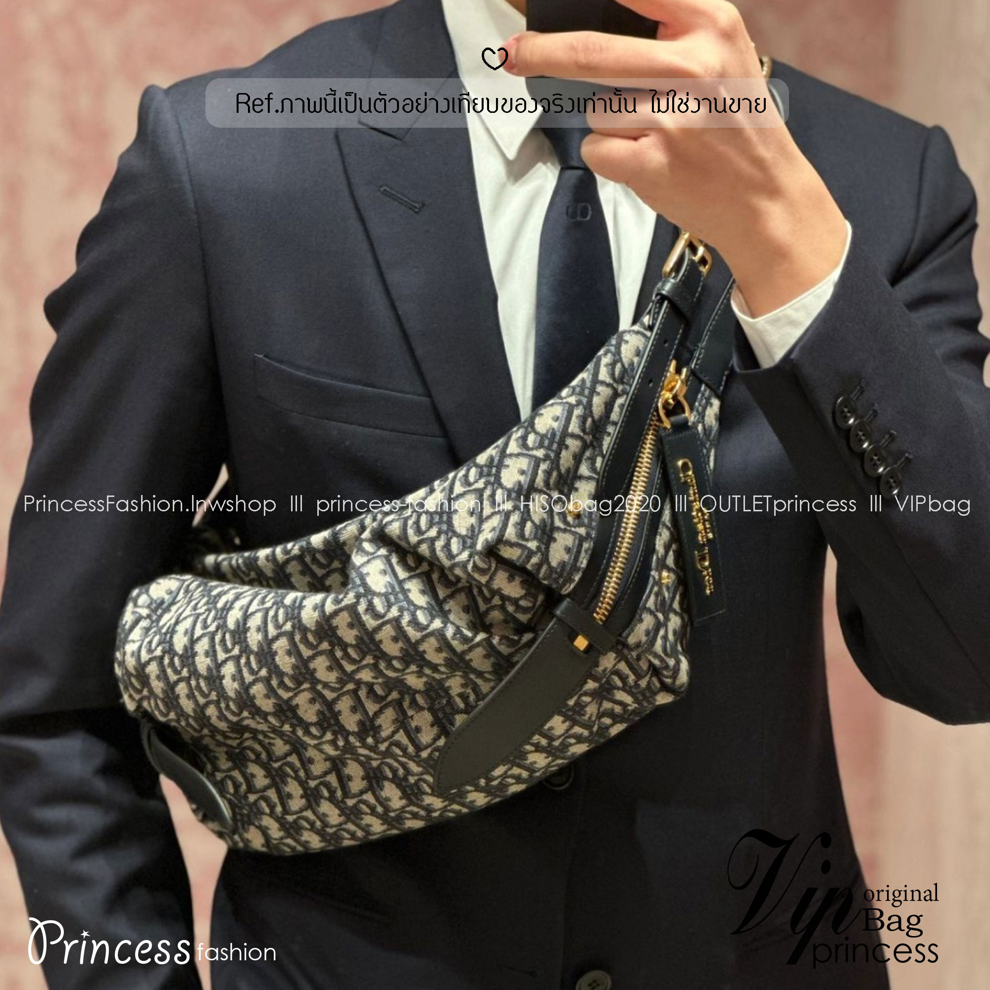 Dior Medium D-Journey Bag 35cm กระเป๋าสะพายนิยามใหม่ดีไซน์ทันสมัย โดดเด่นด้วยรูปทรงโฮโบที่มาพร้อมกับดีไซน์ที่นุ่มนวลและทันสมัย ดีเทลดูดีมีกิมมิคในตัว ภายในโล่งกว้าง