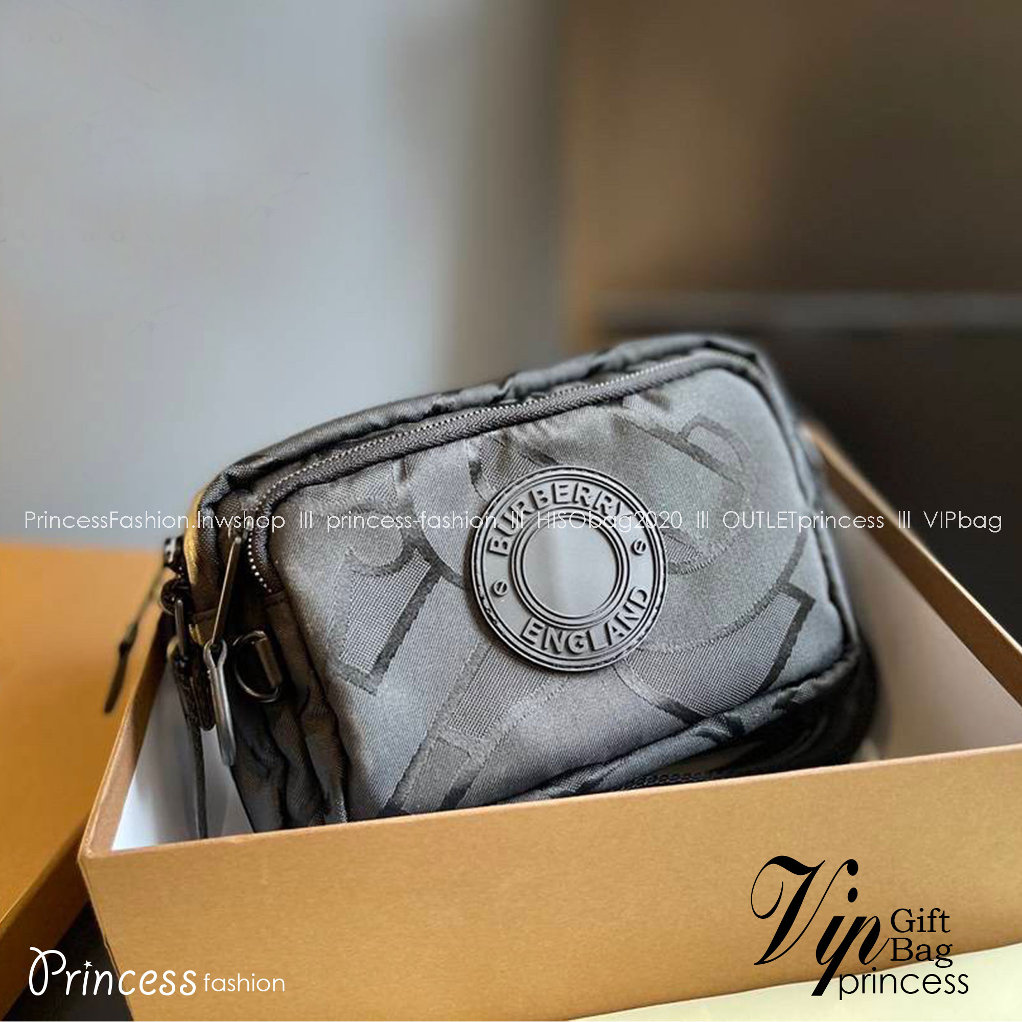 BURBERRY FRAGRANCES BELT BAG / Burberry Messenger nylon bag กระเป๋าสะพายข้างแบบ UNISEX ใช้ได้ทุกเพศ วัสดุไนลอน กันน้ำได้อย่างดี ลายสุดหรูตามแบบฉบับของแบรนด์