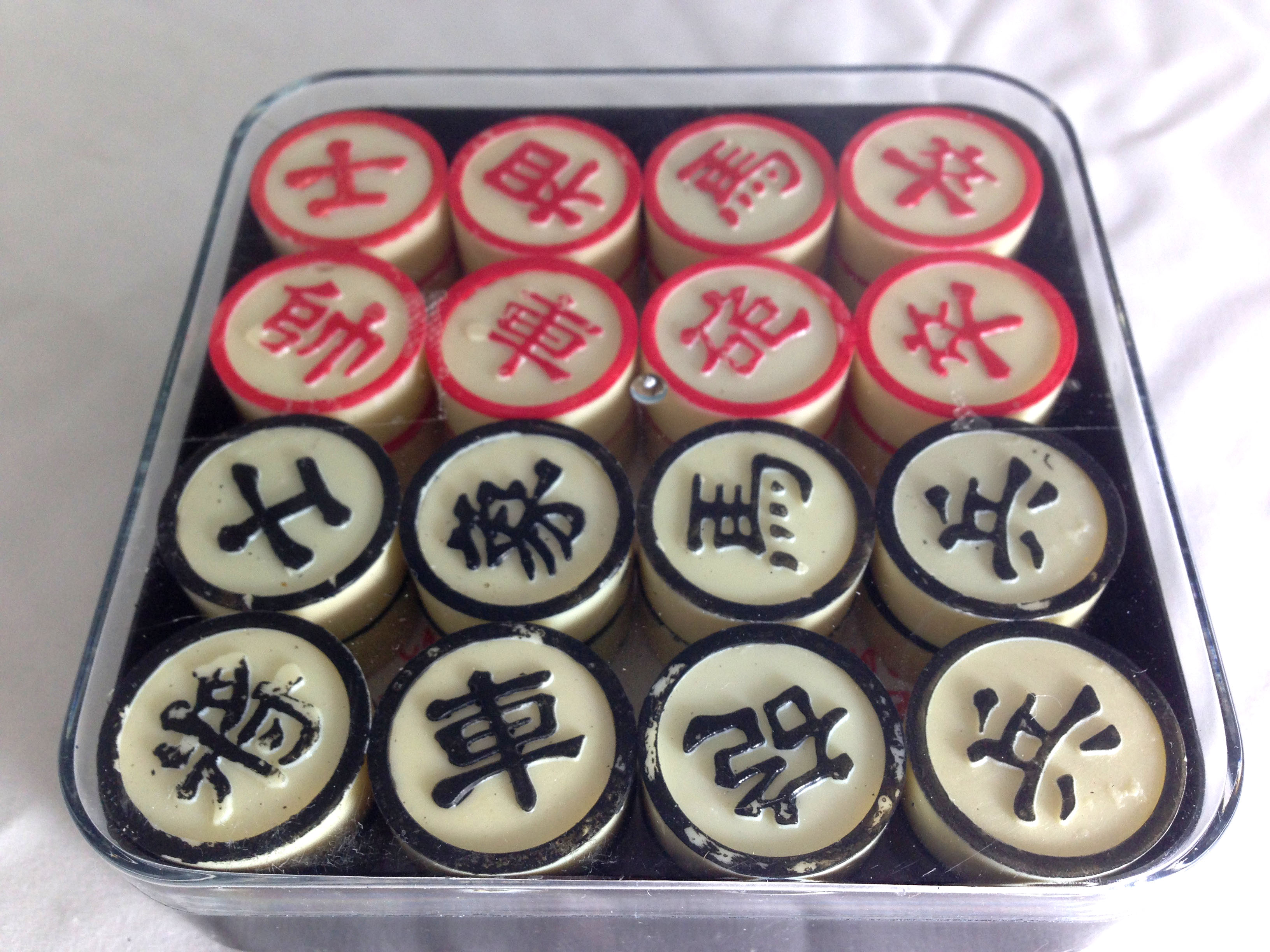 หมากรุกจีนพลาสติกพร้อมกระดานกระดาษ