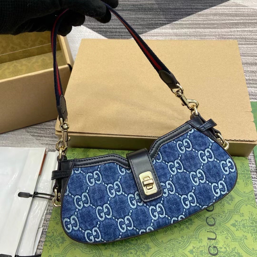 GUCCI MOON SIDE MINI SHOULDER BAG Blue GG denim กระเป๋าสะพายไหล่เดนิม เกรดออริ ท็อป สลับแท้ 1:1 เกรดดีสุด ใช้งานต่างประเทศได้
