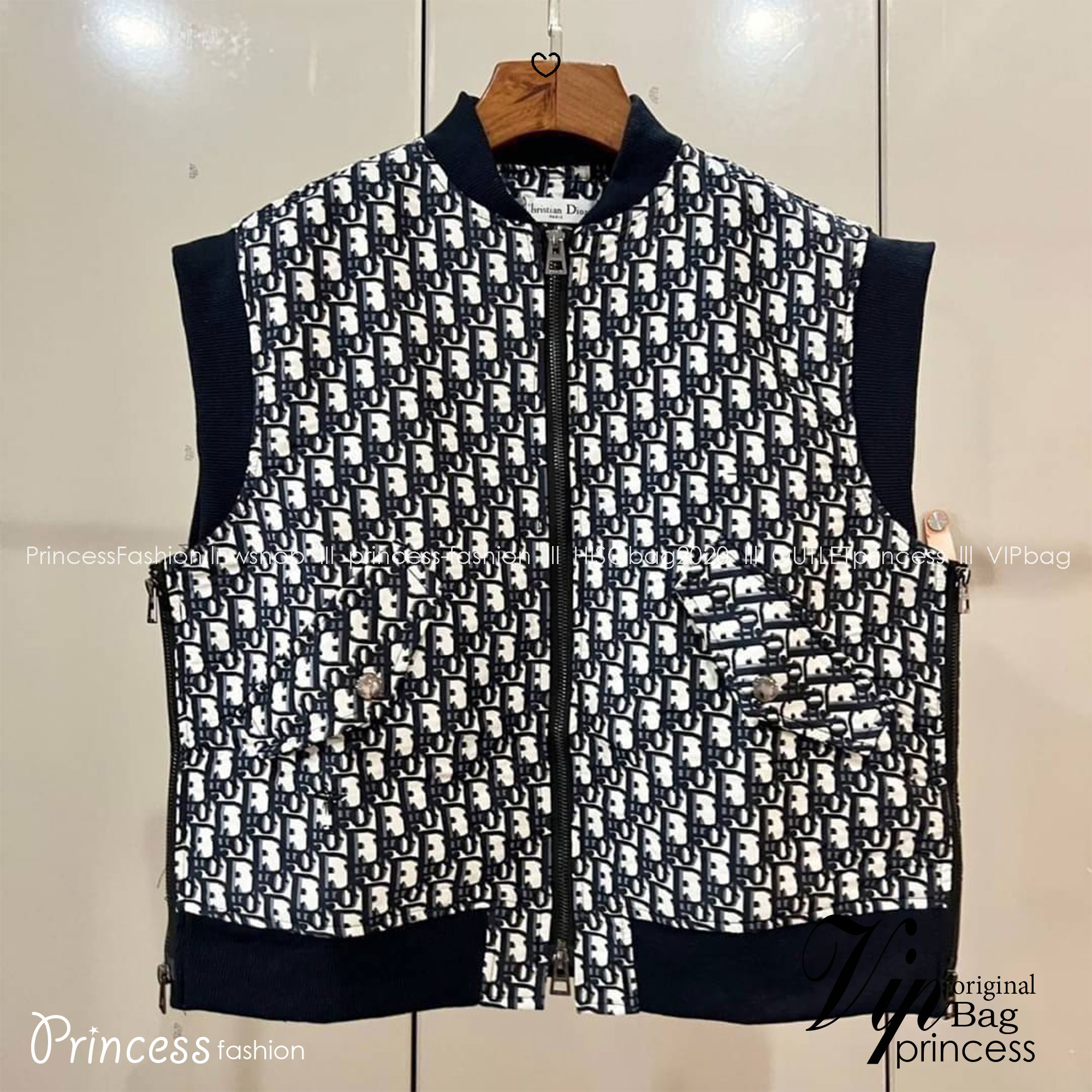 TOP ORI | DIOR OBLIQUE HOODIE JACKET เสื้อแจ็คเก็ตงานแบรนด์ เนื้อผ้าอย่างดีงานนำเข้าจากโรงงานเทียบแบรนด์ 🤍 สินค้าเกรดท็อปออริจินอล เกรดดีสุด เทียบแท้