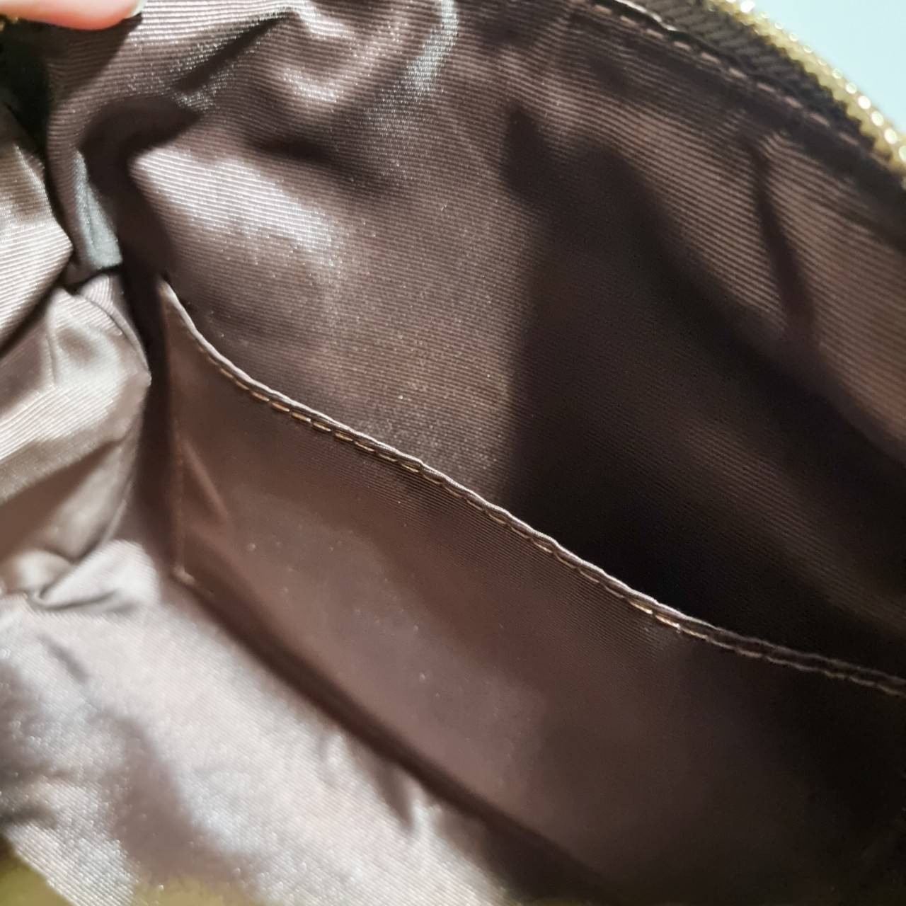 OUTLET ของแท้ 💯% 】COACH F32203 MINI BENNETT SATCHEL IN SIGNATURE CANVAS กลับมาอีกครั้ง!! กับกระเป๋าทรงหมอนยอดฮิต 🥳 มีกี่สีก็ขายหมด วัสดุหนังแคนวาสเคลือบลาย ทรงสวยใช้งานได้ทุกโอกาส