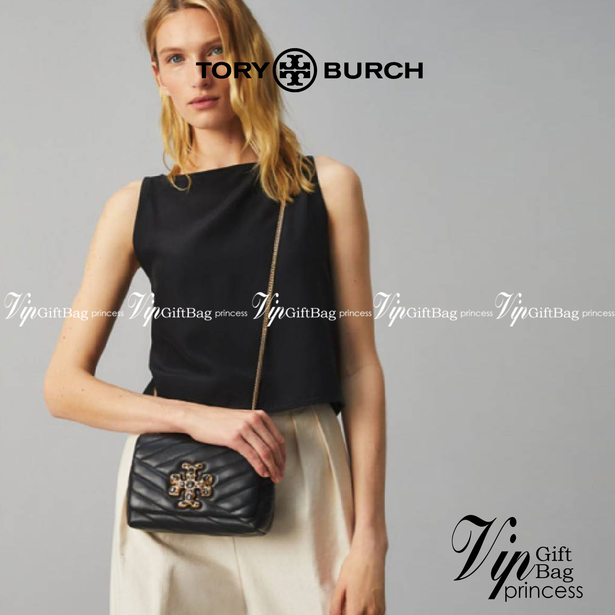 TORY BURCH KIRA CHEVRON EMBELLISHED LOGO MINI BAG ตามคำเรียกร้องจ้า!! ไซส์มินิ สะดวกใช้ พกพาง่าย สไตล์คุณหนู!! กระเป๋าสะพายข้าง ดีไซน์ทรงคลาสสิค โดดเด่นด้วยโลโก้ดีไซน์ประดับเม็ดสี เพิ่มมูลค่าและดึงดูดสายตามากขึ้น วัสดุหนังแกะ สัมผัสนิ่มมือ เปิด-ปิดด้วยกระ