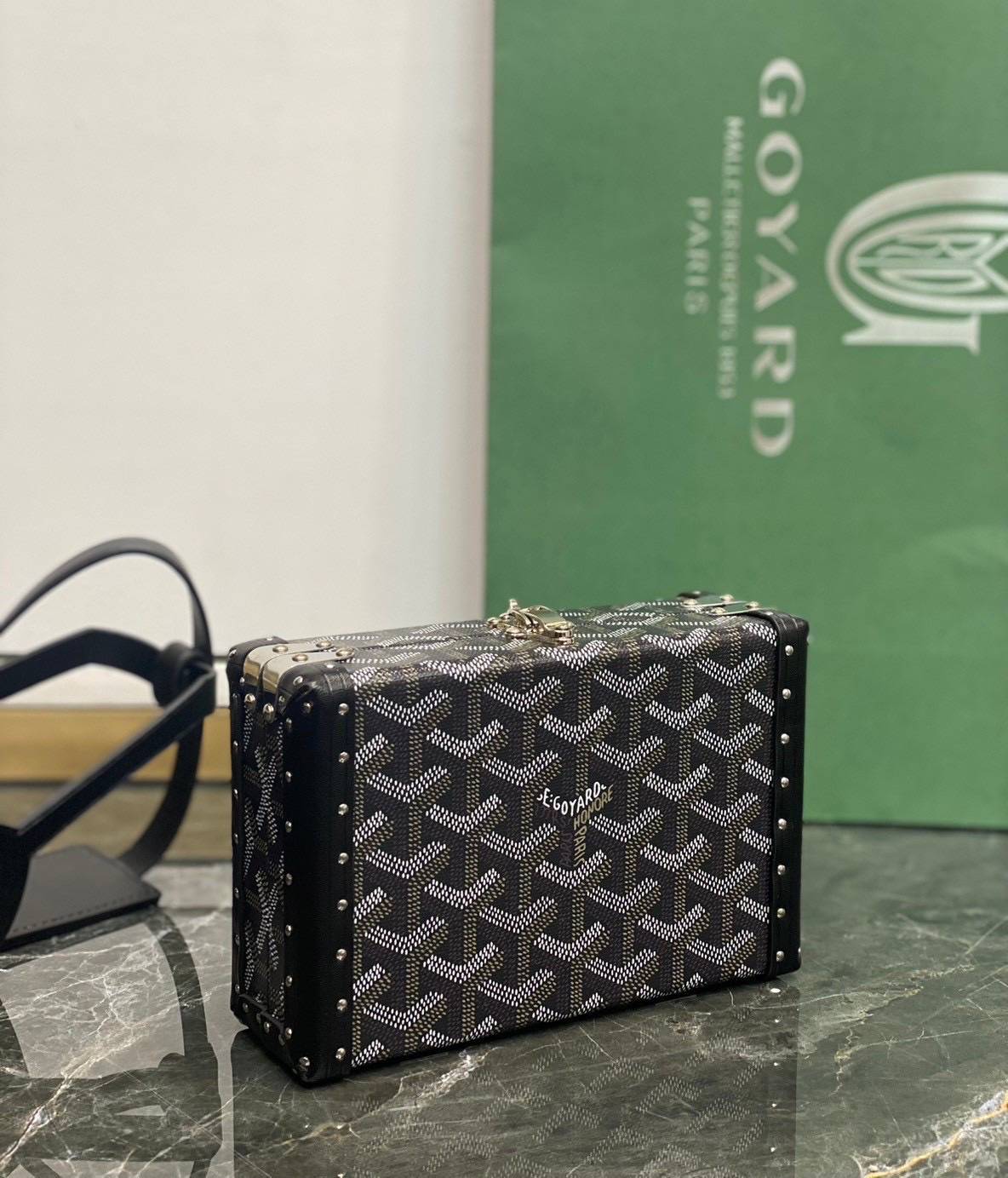 ORI หนังแท้ | Goyard Minaudière Trunk Bag กระเป๋าสะพายทรงแมสเซ็นเจอร์ เป็นคลัตช์ได้ในใบเดียว น้ำหนักเบา ทรงกล่องดีไซน์ใช้งานง่าย สวยหรู