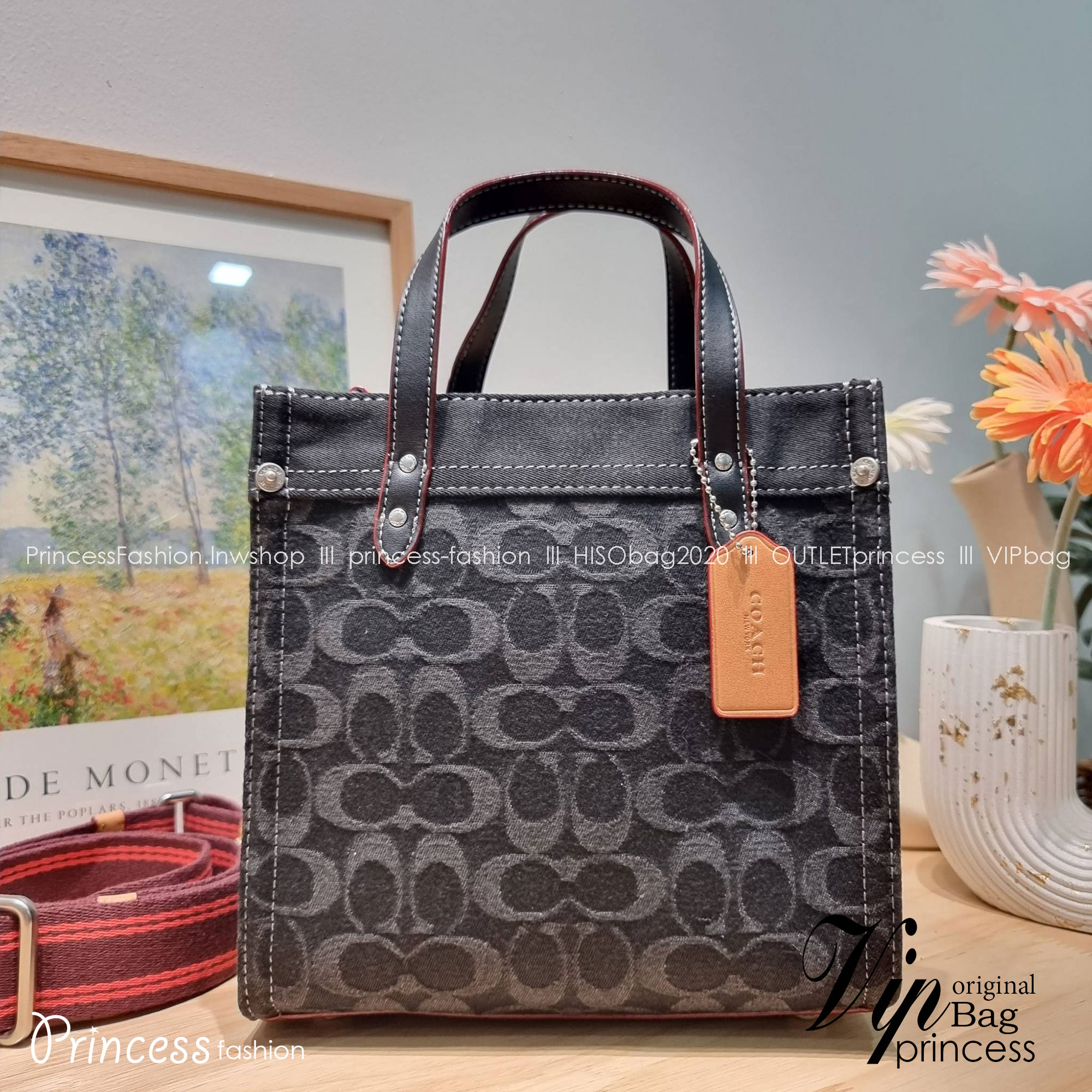 COACH FIELD TOTE 22 IN SIGNATURE DENIM / CJ853 คอลเลคชั่นใหม่ พร้อมสีใหม่ยังไม่เข้าไทย ให้ทุกคนได้มีสวยก่อนใครไปเลย!! กับกระเป๋าทรงโท้ท ไซส์กำลังสวย