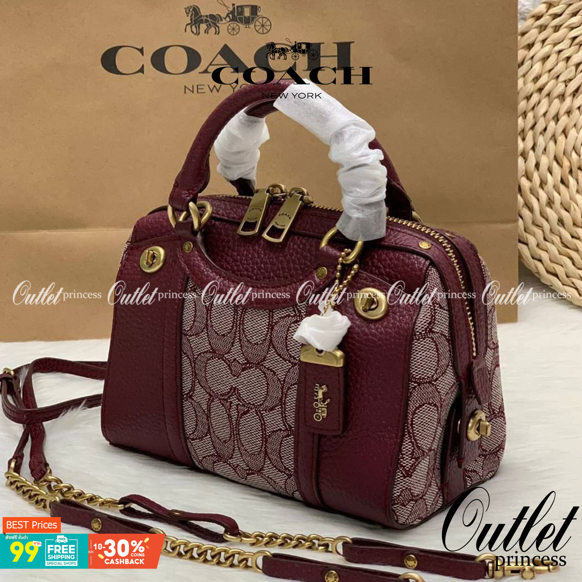 COACH LARK BAG 19 IN SIGNATURE JACQUARD พร้อมส่งที่ไทย สวยก่อนใครแน่นอนค่ะ กระเป๋าสะพายข้าง//ครอสบอดี้ร์ วัสดุหนังแท้+Jacqurd ได้ลงตัวสวยงามมากๆค่ะ มีช่องใส่ของจุกจิกทั้งด้านหน้าและหลัง ;เปิดปิดกระเป๋าแบบซิปคู่ ภายในสามารถใส่กระเป๋าเงินใบกลางได้;มือถือได้