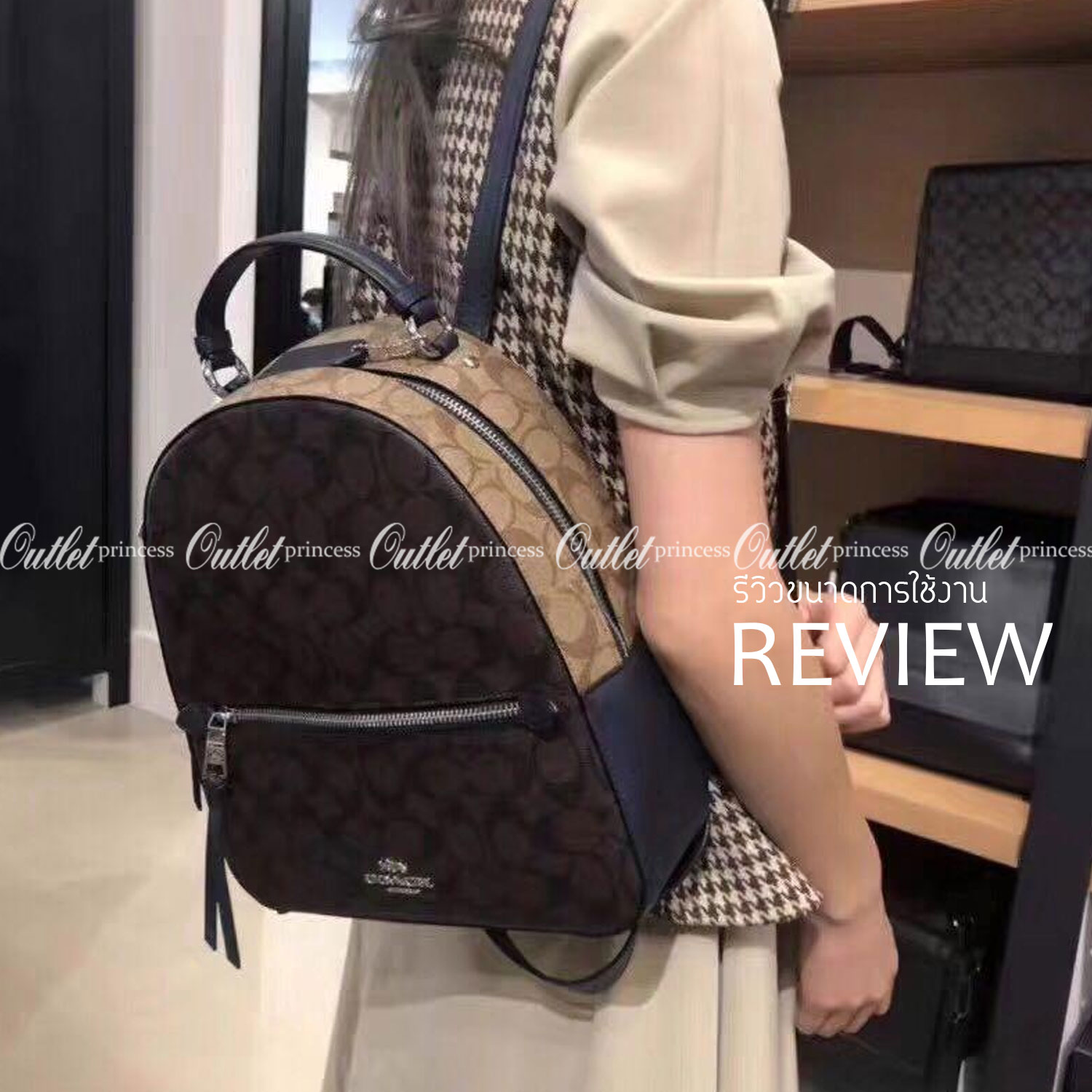 สวยจริงไรจริง วางไม่ลงเลยจ้าา😘 COACH JORDYN BACKPACK IN COLORBLOCK SIGNATURE ((C4082)) รุ่นที่สาวๆตามหา พร้อมสีหายากค่ะ!! กระเป๋าสะพายหลังแบบมีหูหิ้ว หนังแท้ชั้นดี ทรงสวย หรูค่ะ แถมสีตัดกันได้ลงตัวสวยงามมากๆ ด้านหน้ามีช่องซิปใส่ของจุกจิก; เปิดปิดช