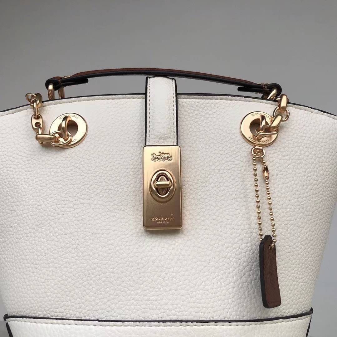 COACH Lane Bucket Bag In Signature Canvas C8597 C8399 พร้อมส่งที่ไทย