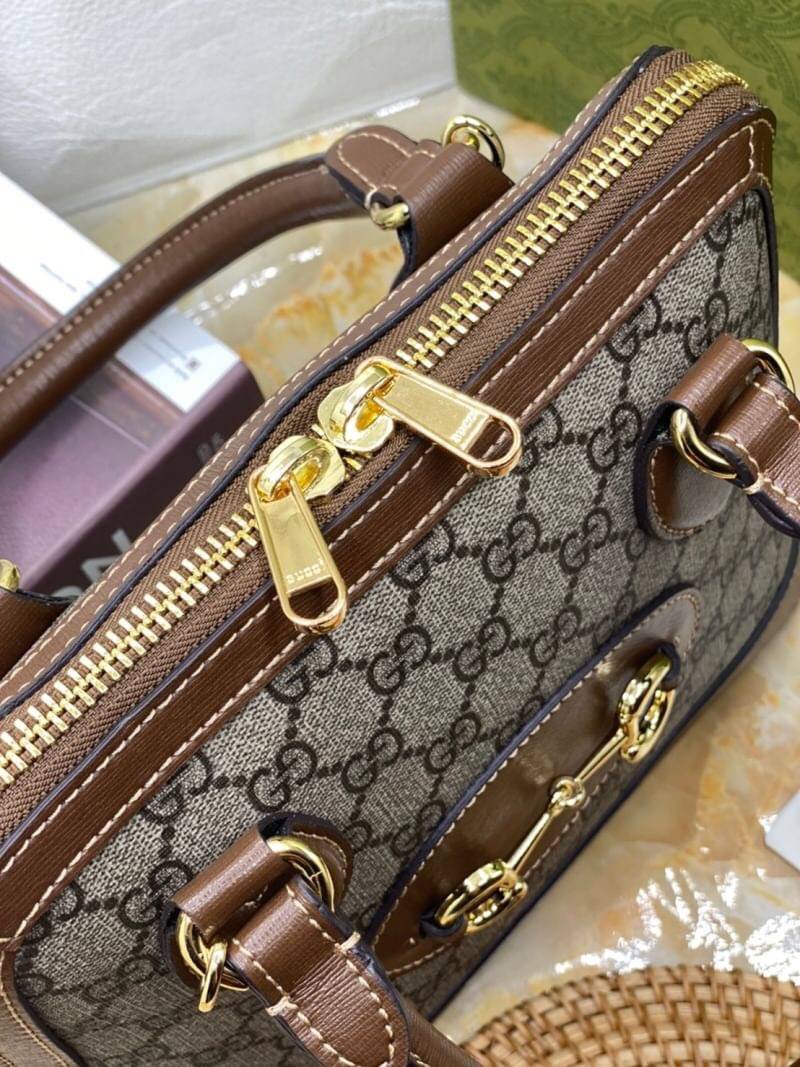 VIP GIFT 】หนังแท้ GUCCI Horsebit 1955 small top handle bag