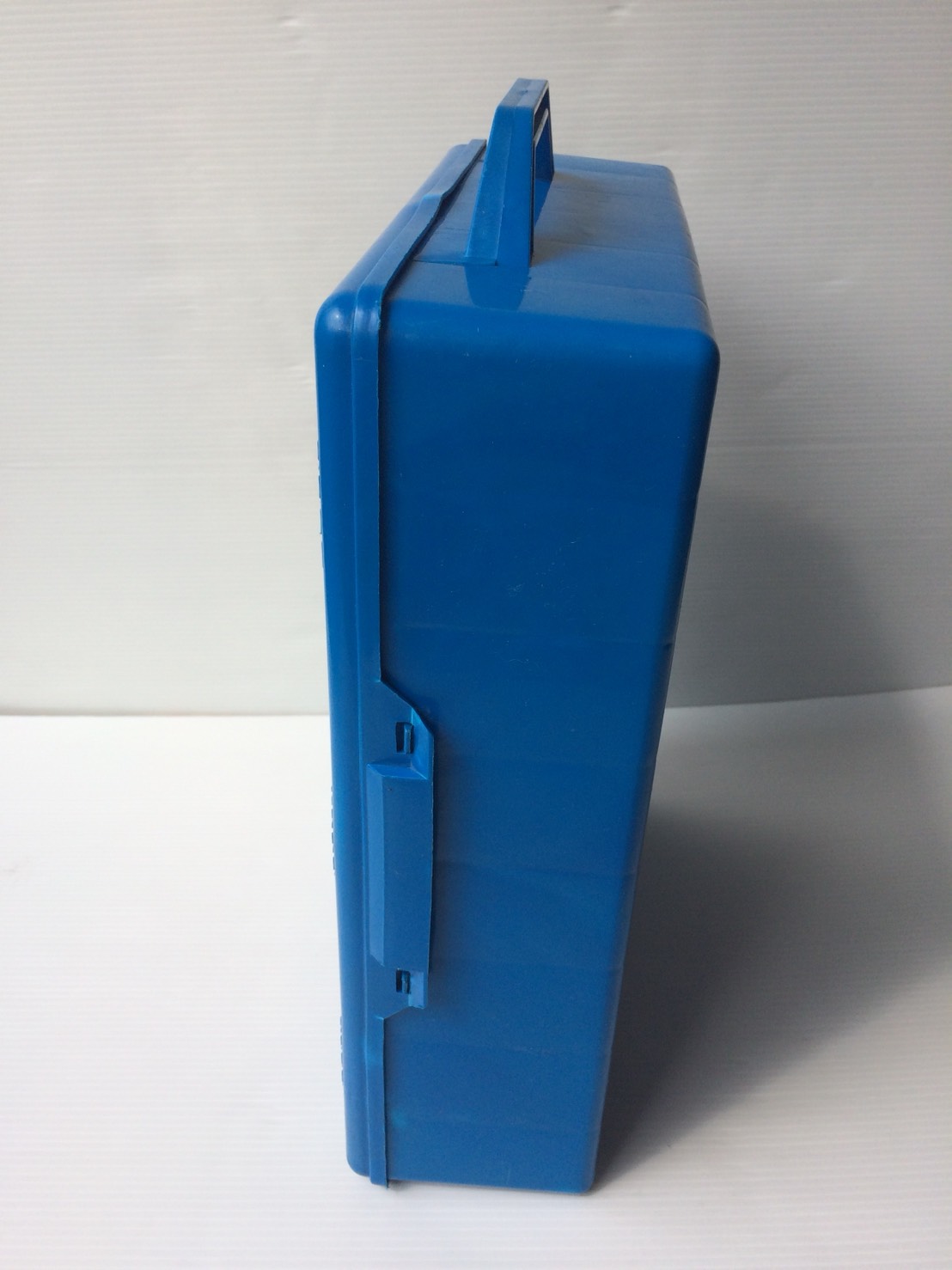 ็Hot Wheels 48 Car Carry Case กล่องใส่รถเหล็ก 48 คันมือสองสภาพดีค่ะ