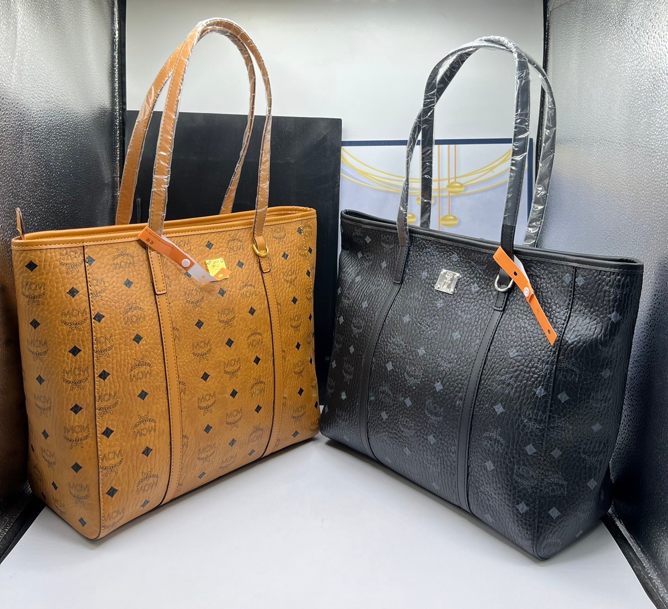 M.C.M MEDIUM TONI SHOPPER กระเป๋าทรงโท้ทใบใหญ่จุใจ เกรดท็อปออริ 1:1 สลับแท้ ใช้งานต่างประเทศได้ ภาพถ่ายจากงานขายจริง