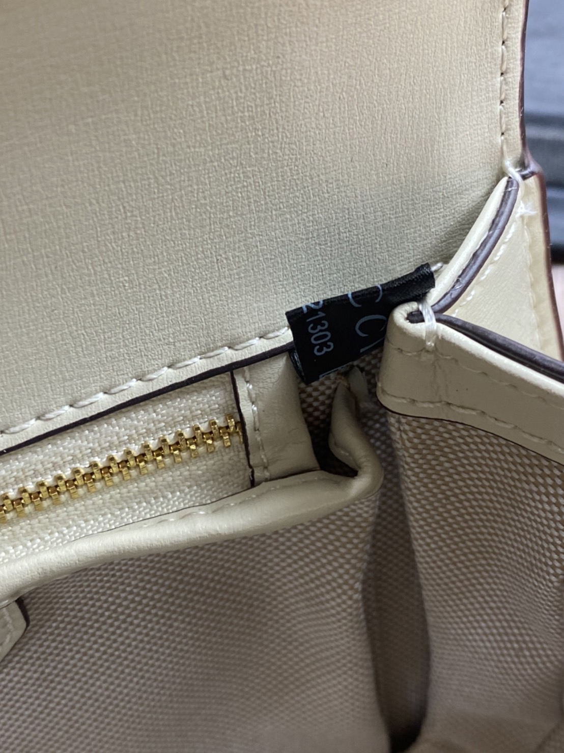 หนังแท้ Gucci Bamboo 1947 small top handle bag พร้อมส่งที่ไทย