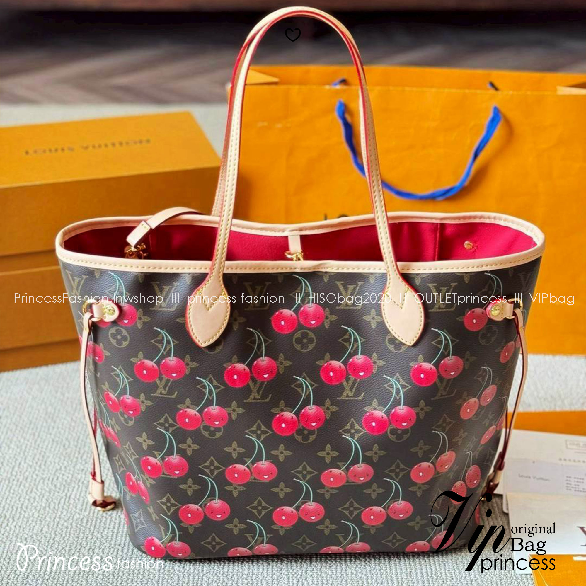 LV x TM Neverfull MM Bag Monogram cherry canvas กระเป๋าสะพายทรงโท้ท ปรับลุคให้มีชีวิตชีวาตกแต่งดีเทลลายเชอร์รี่สีสันสดใส เสริมลุคเรียบหรูเหนือกาลเวลาสมบูรณ์แบบ