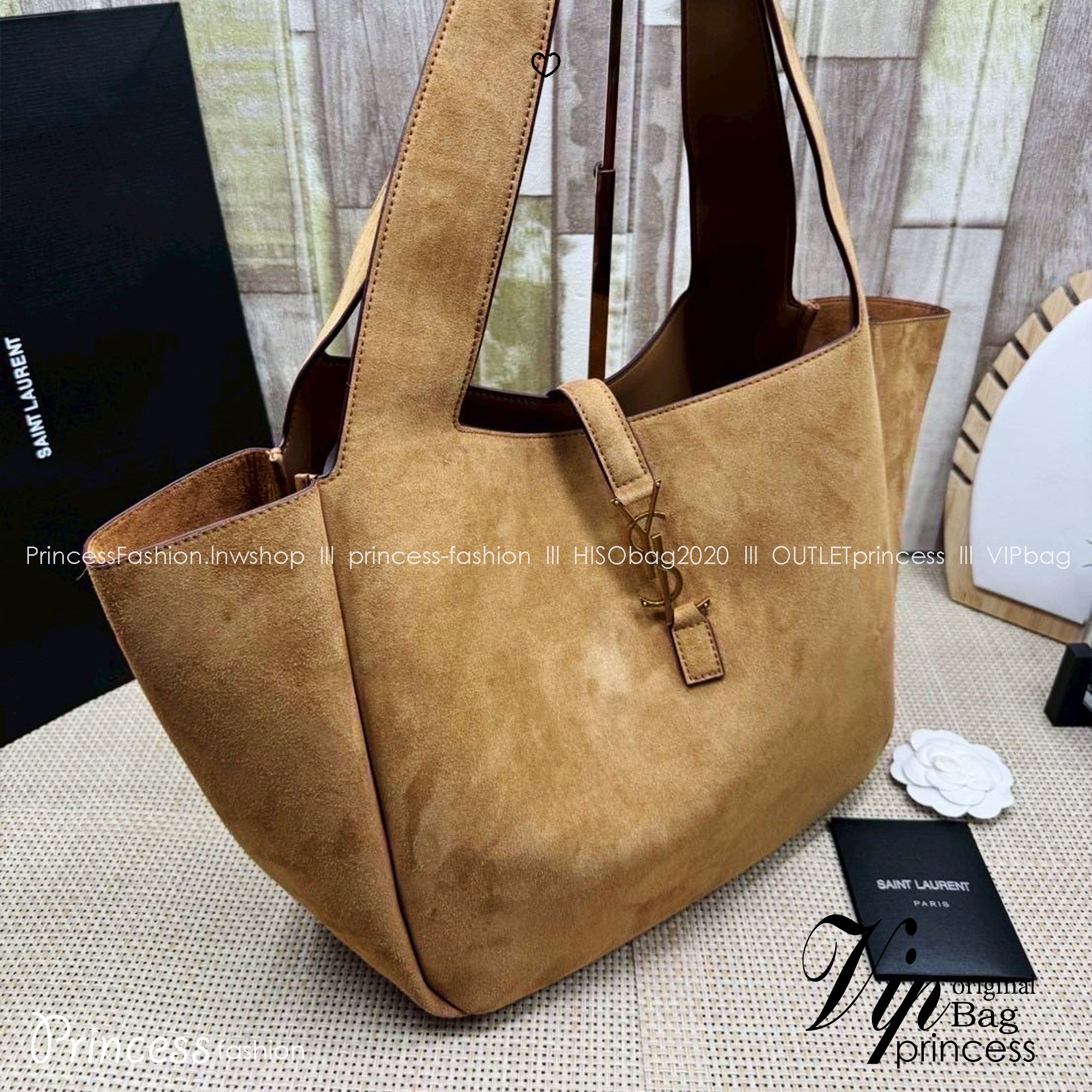 ORI หนังแท้ | YSL Le 5 À 7 Bea suede tote bag / YSL Hobo bag brown suede bag กระเป๋าทรงโท้ทงานหนังกลับ สวยเด่นเป็นเอกลักษณ์ ดีไซน์เรียบแต่มาก สวยดูแพง ภายในโล่งกว้าง จุของได้เยอะ
