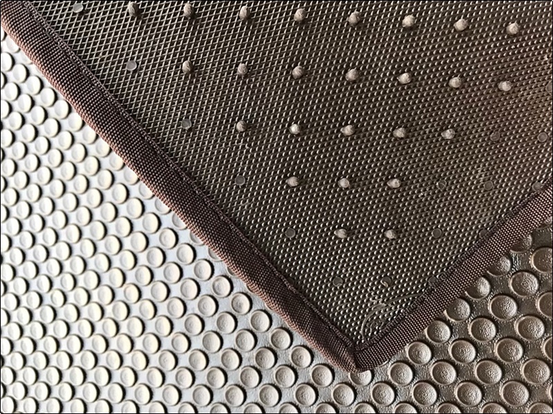 พรมปูพื้นรถยนต์ VOLVO V70 / New XC70 Cross Country พรมกระดุมเม็ดเล็ก เข้ารูป ตรงรุ่นรถ