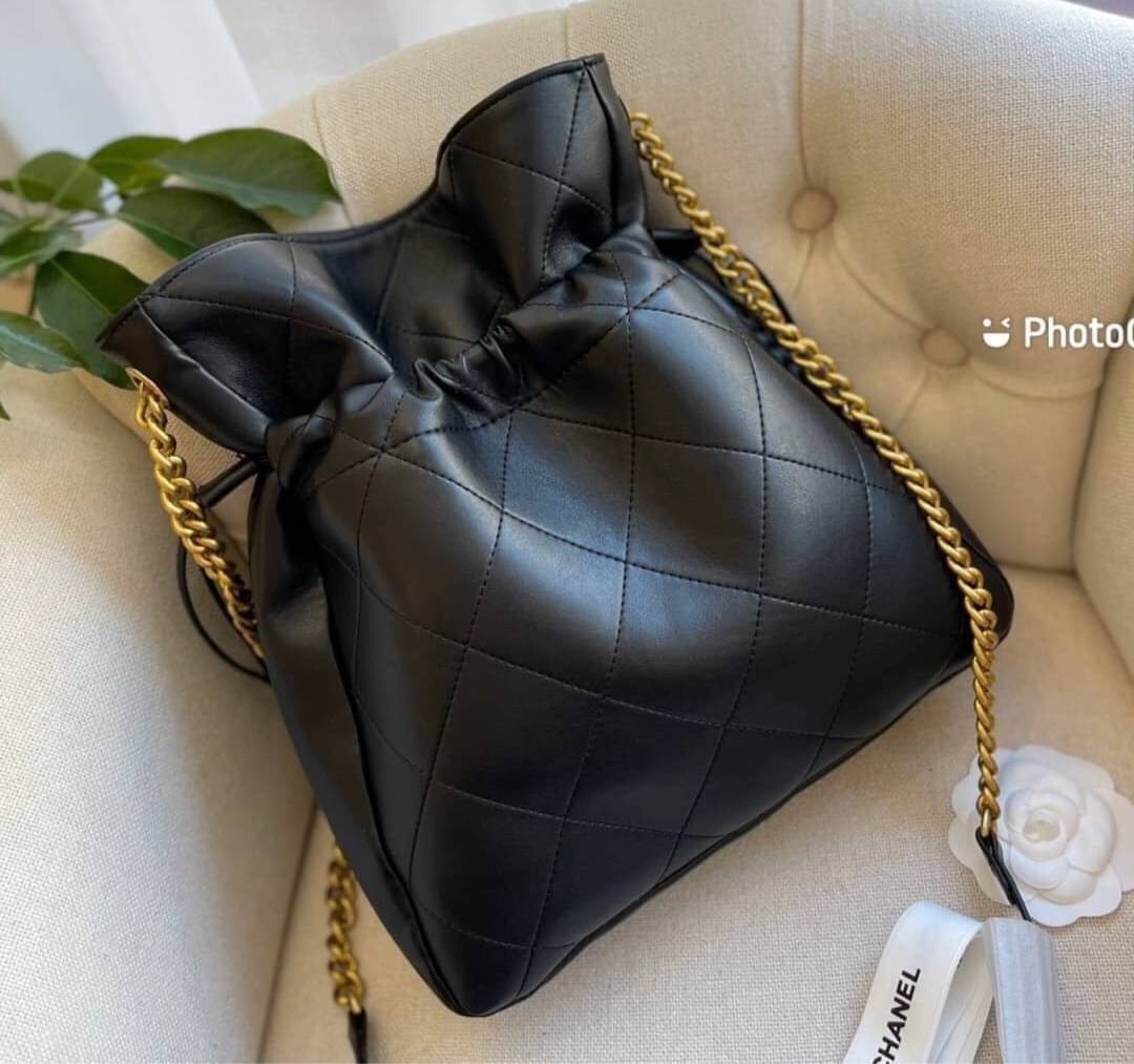 VIP 】CHANEL BUCKET BAG Calfskin & Gold-Tone Black พร้อมส่งที่ไทย