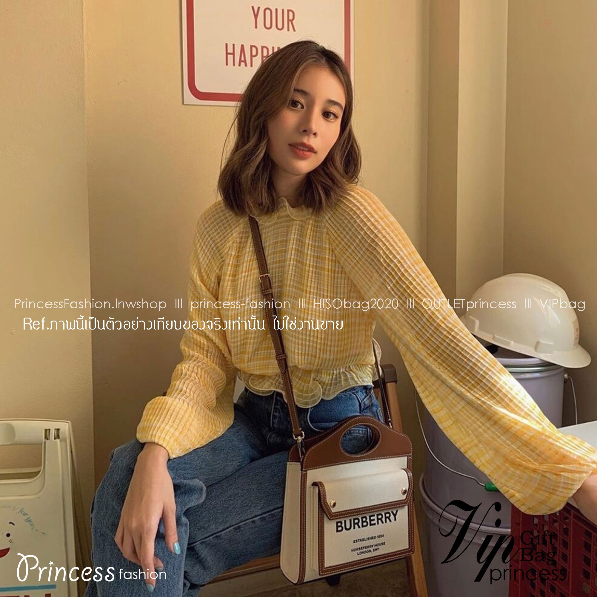 Burberry pocket bag / BURBERRY MONOGRAM CROSSBODY BAG กระเป๋าถือ กระเป๋าสะพายครอสบอดี้ วัสดุหนังพิมลาย MONOGRAM โทนเข้ม