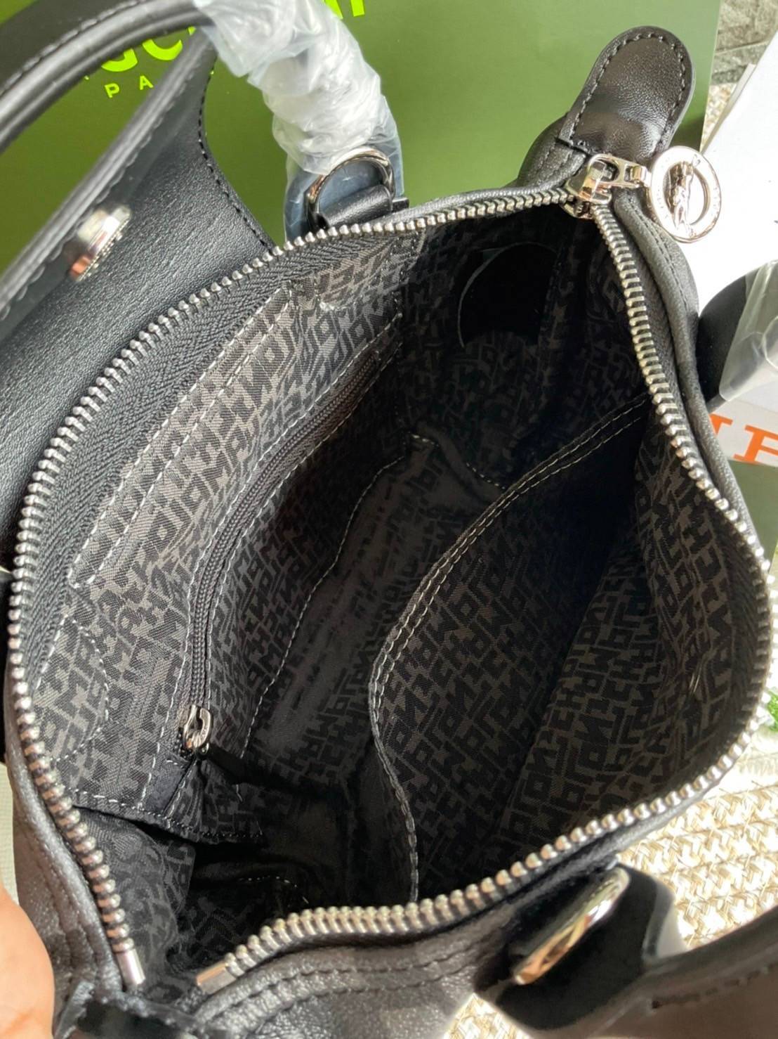 Longchamp Le Pliage Lgp Mini Tote - กระเป๋าถือขนาดเล็ก วัสดุหนังเมทิส หรือ หนังแกะ - น้ำหนักเบา จุของได้เยอะ เปิด-ปิดด้วยซิปสะดวกใช้