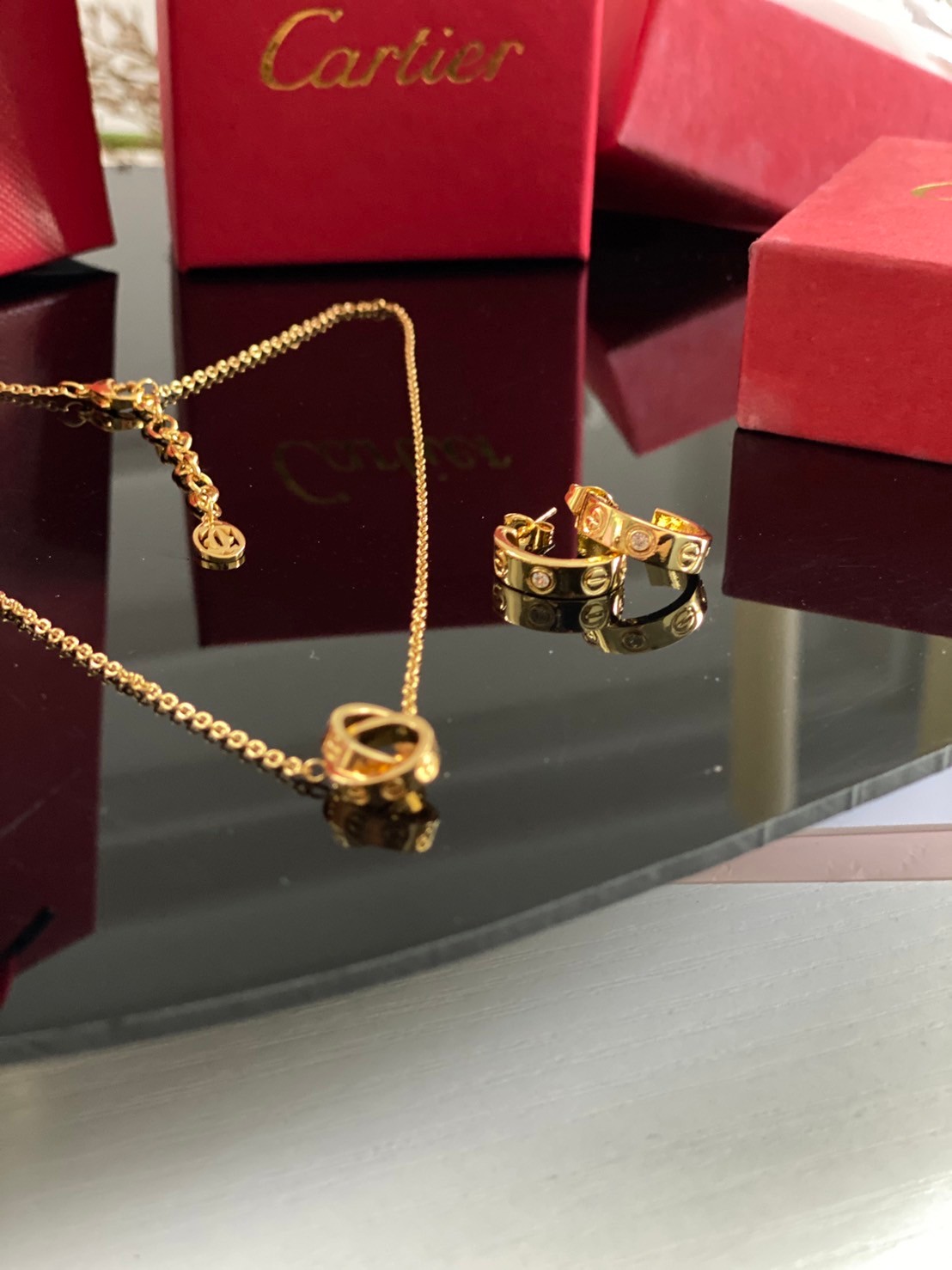 Cartier necklace LOVE - gold พร้อมส่งที่ไทย สร้อยคอคาเทียร์ **สินค้าเกรดออริจินอล 1:1 สลับแท้ ใช้งานต่างประเทศได้ งานสวยตามรูป ภาพถ่ายจากงานขายจริง