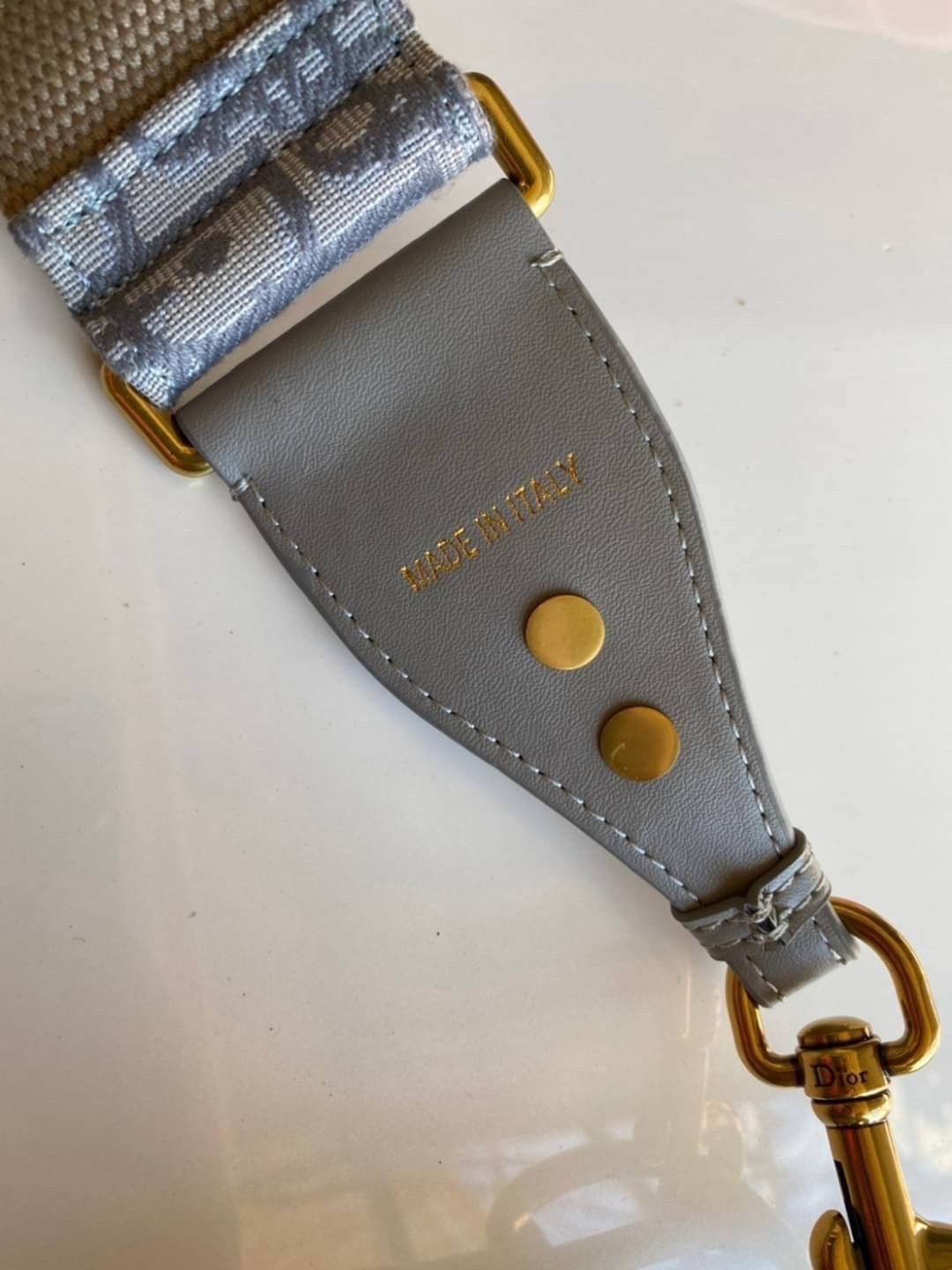 ORI หนังแท้ | Dior Saddle Bag Gray Dior Oblique Embroidery กระเป๋าสะพายทรงสวยไม่ซ้ำใคร กิมมิคในตัว ดูแพง ดีไซน์ย้อนยุค เรียบหรูเป็นเอกลักษณ์