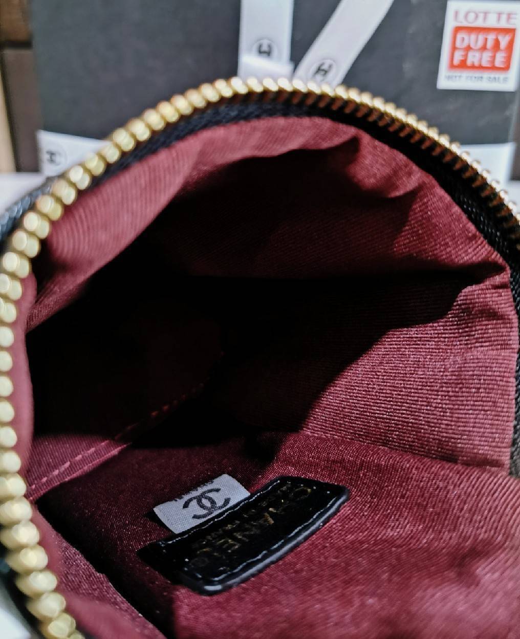 พรีเมี่ยมกิ๊ฟแท้ 100% 】Chanel Caviar Clutch Bag With Chain VIP Gift With Purchase (GWP) กระเป๋าสะพายพรีเมี่ยมกิ้ฟทรงเหลี่ยมขนาดกำลังดีหนังคาร์เวียร์สวยอยู่ทรงเปิดปิดด้วยซิปคู่สะดวกใช้