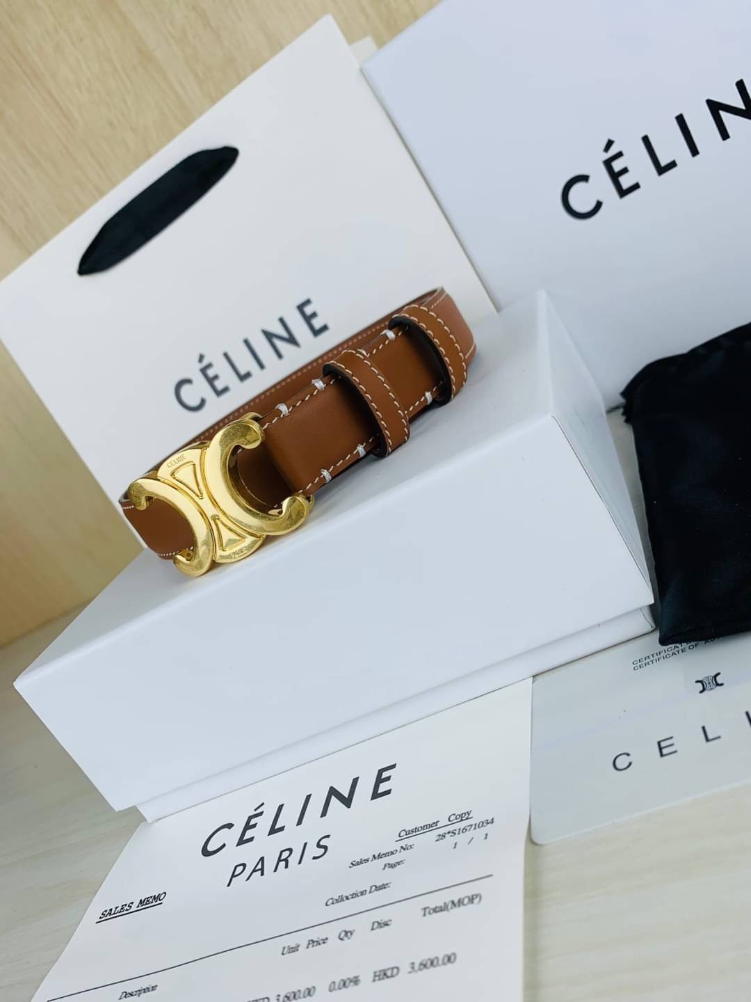 หนังแท้ Ori CELINE BELT LOGO 25MM / Celine Vintage Logo Leather Belt ออริจินอลเกรด 1:1 หนังแท้ หัวเข็มขัดโลโก้แบรนด์แบบ 3D Vintage สีทอง ปั้มโลโก้คมชัดคล้ายของจริง สายปรับระดับได้ในดีไซน์เรียบหรูเข้ากับทุกลุ๊คใช้ได้ทั้งชายหญิง สินค้ามาพร้อม Original Packa