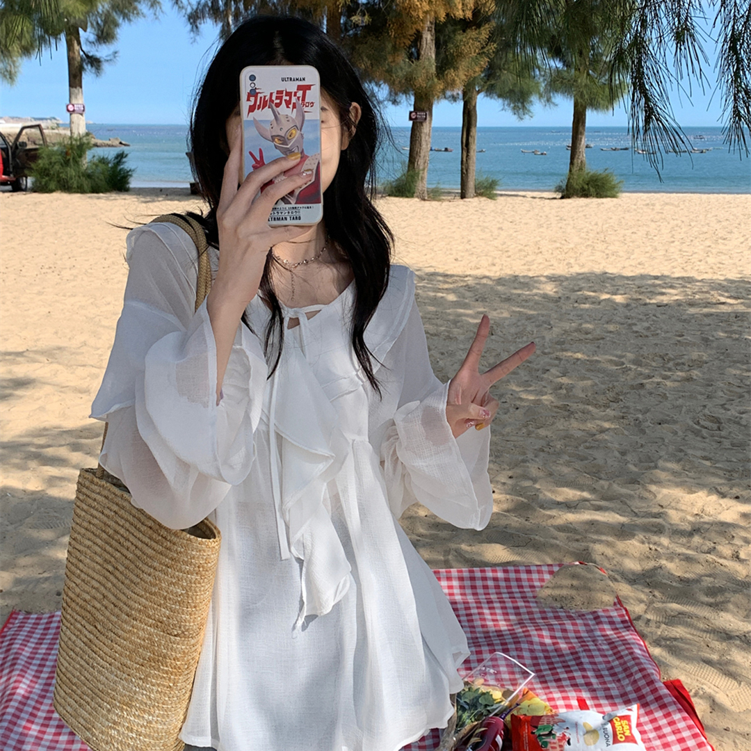 พร้อมส่ง ⛵️🎁 Cirrus blouse เสื้อขาวบางแต่งผ้าพลิ้ว (IN37284)