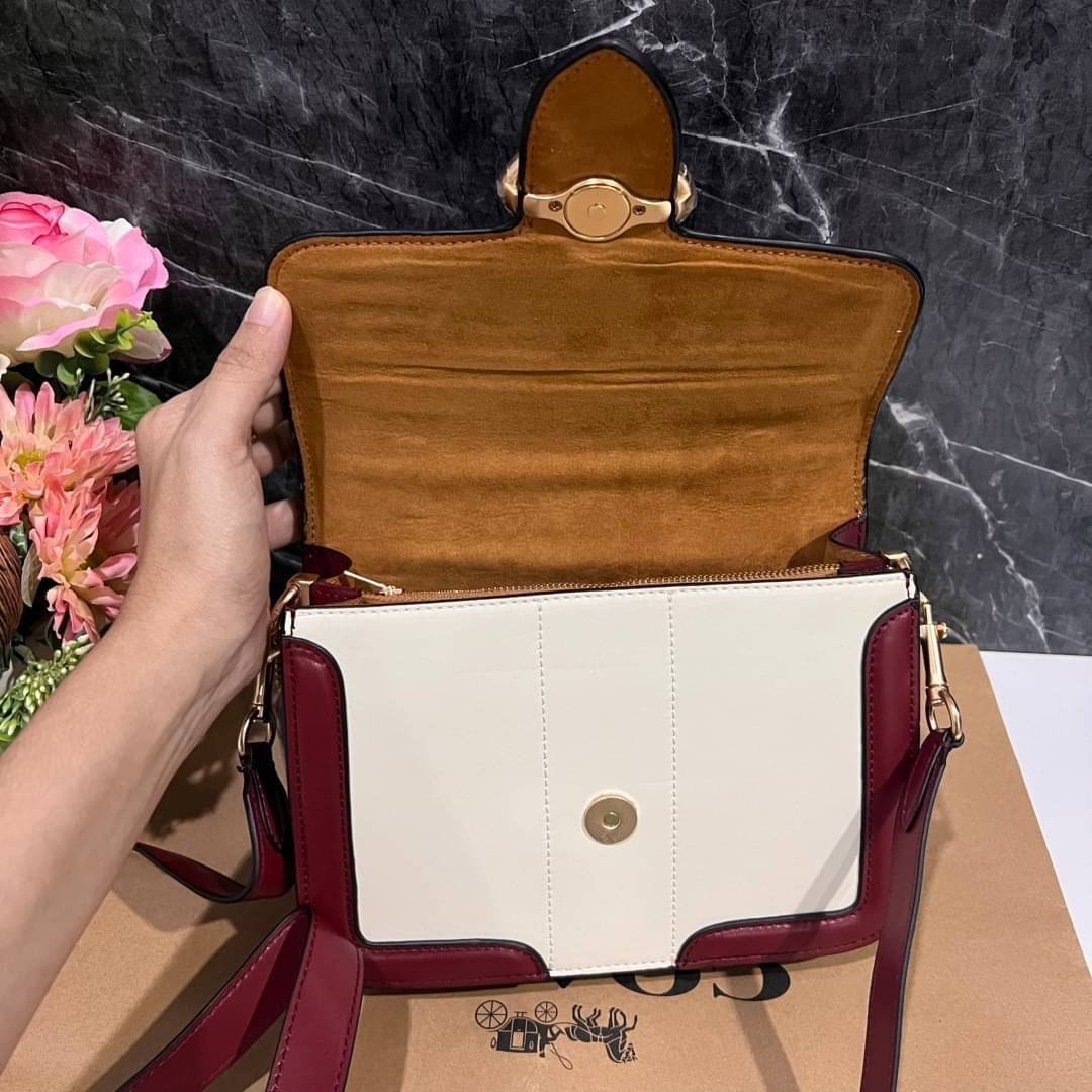 COACH SMALL GEORGIE TOP HANDLE IN BLOCKED SIGNATURE CANVAS ((6504//0468//6192//6015)) compact body portable shoulder bag 🌈ห้ามพลาด รุ่นแนะนำค่าา! พร้อมส่งทันที! กระเป๋าหิ้ว//สะพายข้างได้ วัสดุหนังแท้ 🔺หนึ่งใบทำลายหนังผสมกัน3แบบได้ลงตัวสวยง