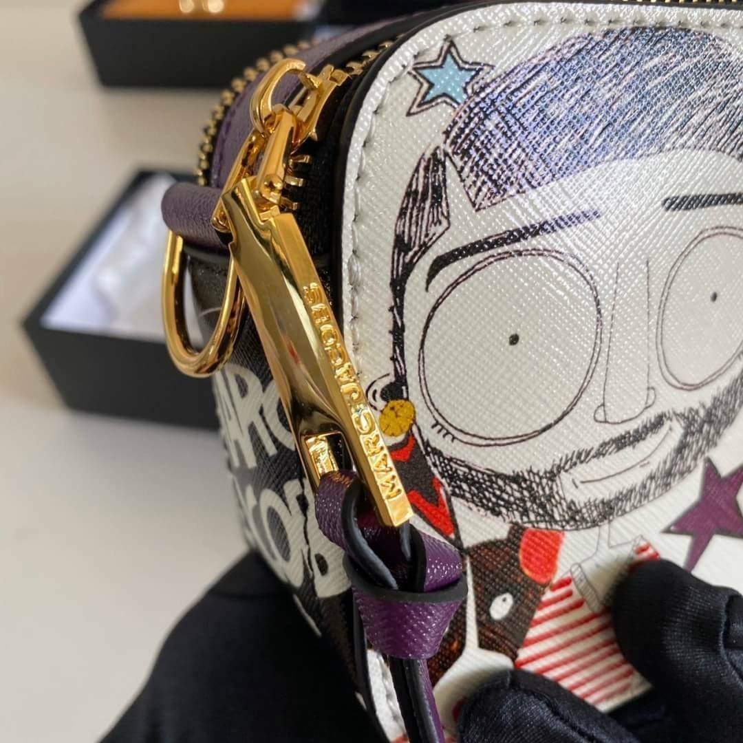 พรีเมี่ยมกิ๊ฟแท้ 100% 】หนังแท้ MARC JACOBS The Snapshot Camera X Anna Sui Cross Body Bag