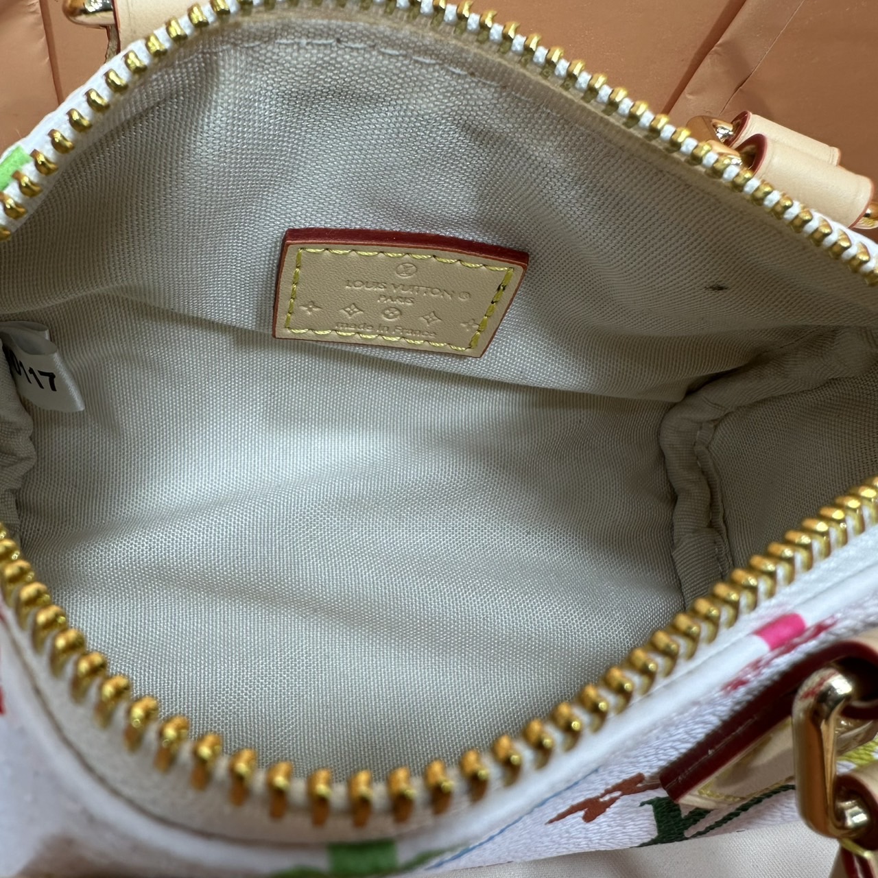 ORI | LV x TM Nano Speedy Bag Murakami กระเป๋าสะพายสปีดี้นาโนไซส์เล็ก เผยความมีชีวิตชีวาปรับดีไซน์โทนสีสดใส สวยเรียบหรู ผู้ดี