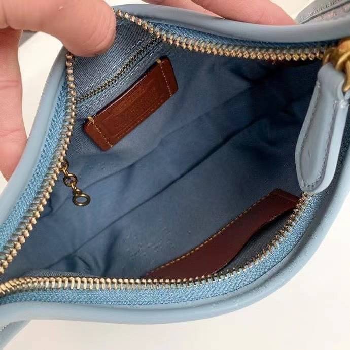 Coach ERGO SHOULDER BAG Glovetanned leather One credit card slot