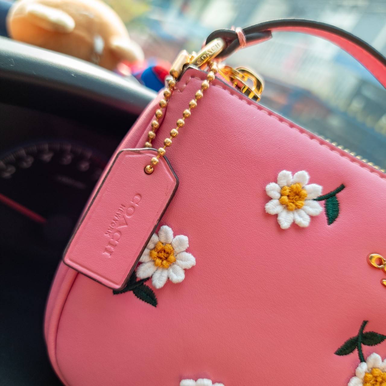 ของแท้ 💯% COACH C3356 NOLITA 19 WITH DAISY EMBROIDERY คอลเลคชั่นใหม่ สีใหม่ล่าสุด ยังไม่เข้า shop ไทย!! สวยหวาน น่ารักน่าใช้