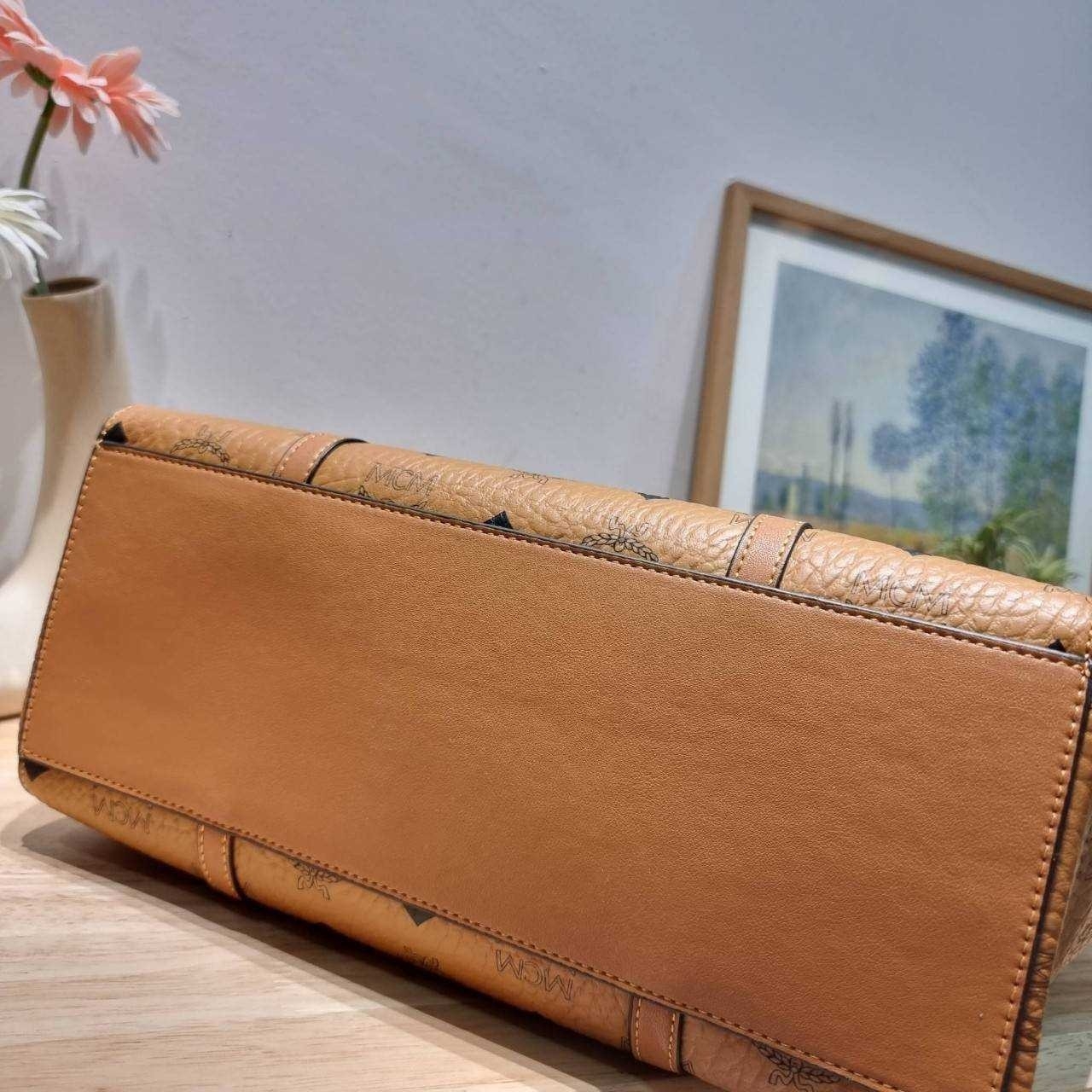 M.C.M MEDIUM TONI SHOPPER กระเป๋าทรงโท้ทใบใหญ่จุใจ เกรดท็อปออริ 1:1 สลับแท้ ใช้งานต่างประเทศได้