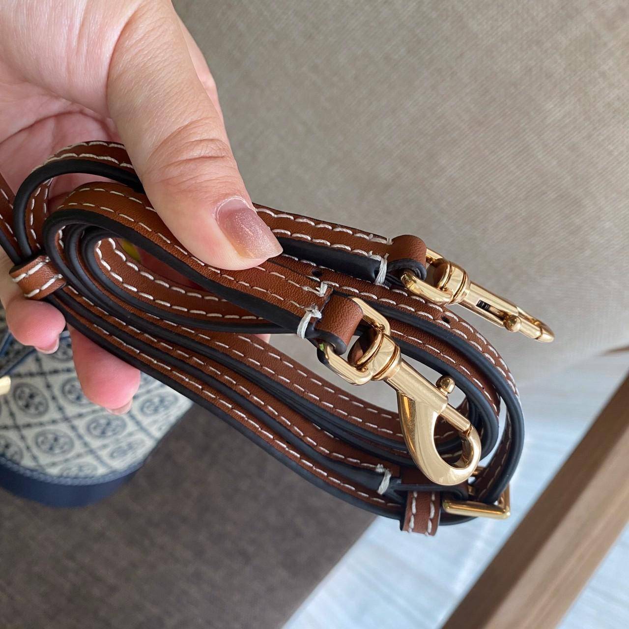 ของแท้ 💯% 】Tory Burch Monogram Jacquard Mini Bucket Bag กระเป๋าถือหรือสะพายไหล่ วัสดุผ้า Canvas โลโก้ Jacquard ทรงถัง ตั้งอยู่ทรง กระเป๋าปักลายแบรนด์ สวยหรู