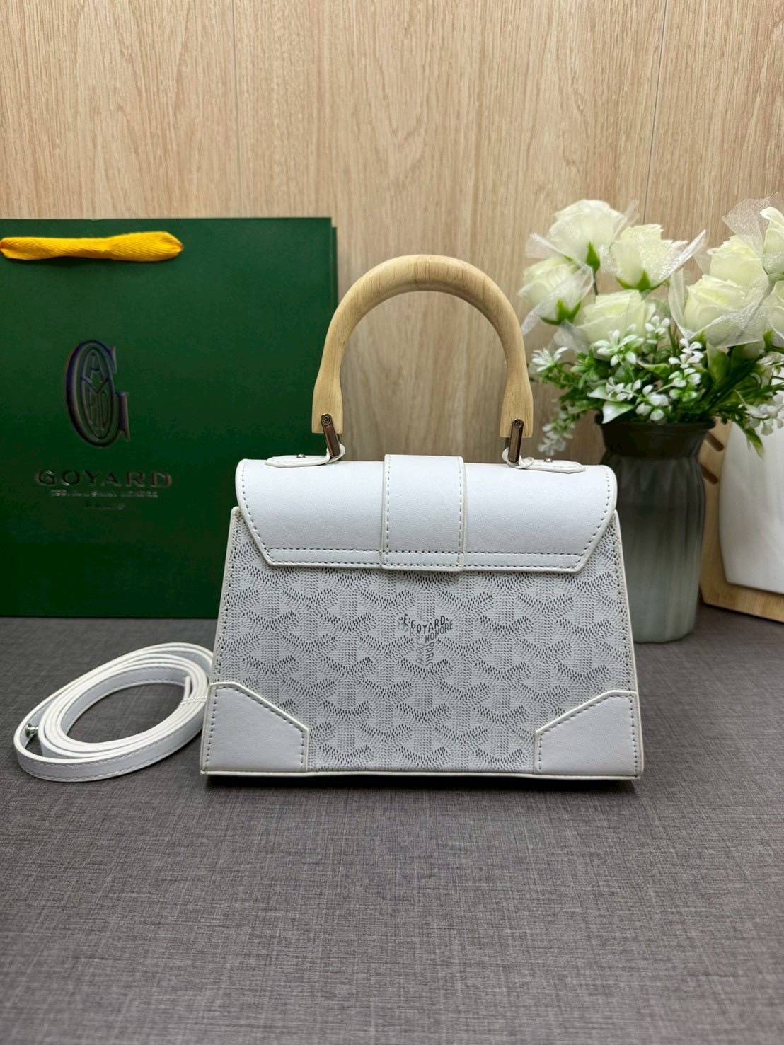 10 สี ORI หนังแท้ | GOYARD Saïgon Souple Mini Bag 20cm กระเป๋าถือ/สะพายดีไซน์หูจับไม้เป็นเอกลักษณ์ที่สวยหรูหราสง่างาม