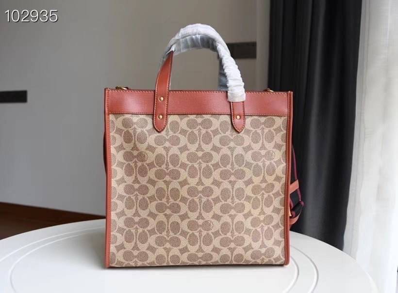 ของแท้ Coach LUNAR NEW YEAR FIELD TOTE IN SIGNATURE CANVAS WITH OX