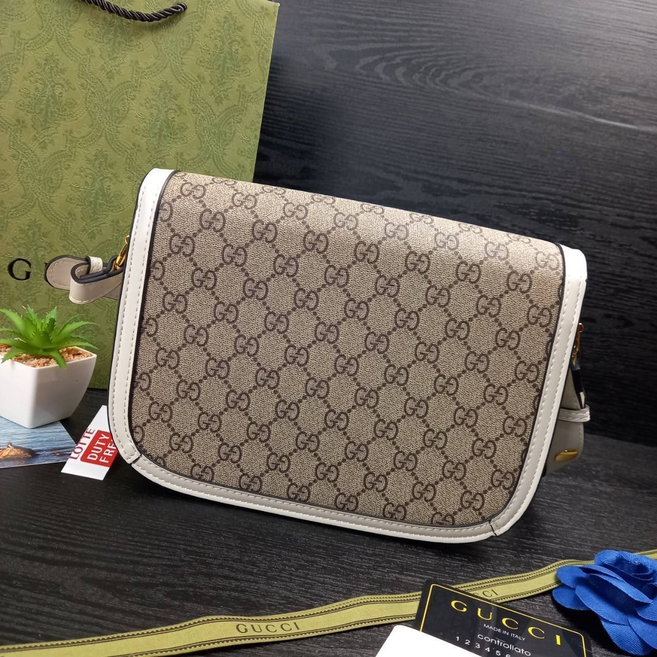 GUCCI HORSEBIT 1995 BAG / GG Supreme Shoulder 10" รุ่นฮิต คลาสสิค หรูหรา ใช้แล้วดูดีมีเสน่ห์ขึ้นทันที สายยาวคล้องบ่าได้ ปรับยาวคลอสบอดี้ได้